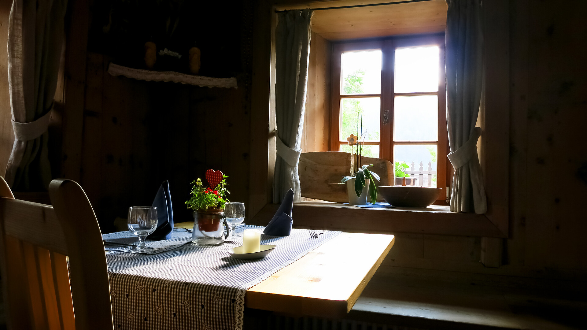 Apartments Osteria Plazores, Donkey's Farm San Vigilio 3 suedtirol.info