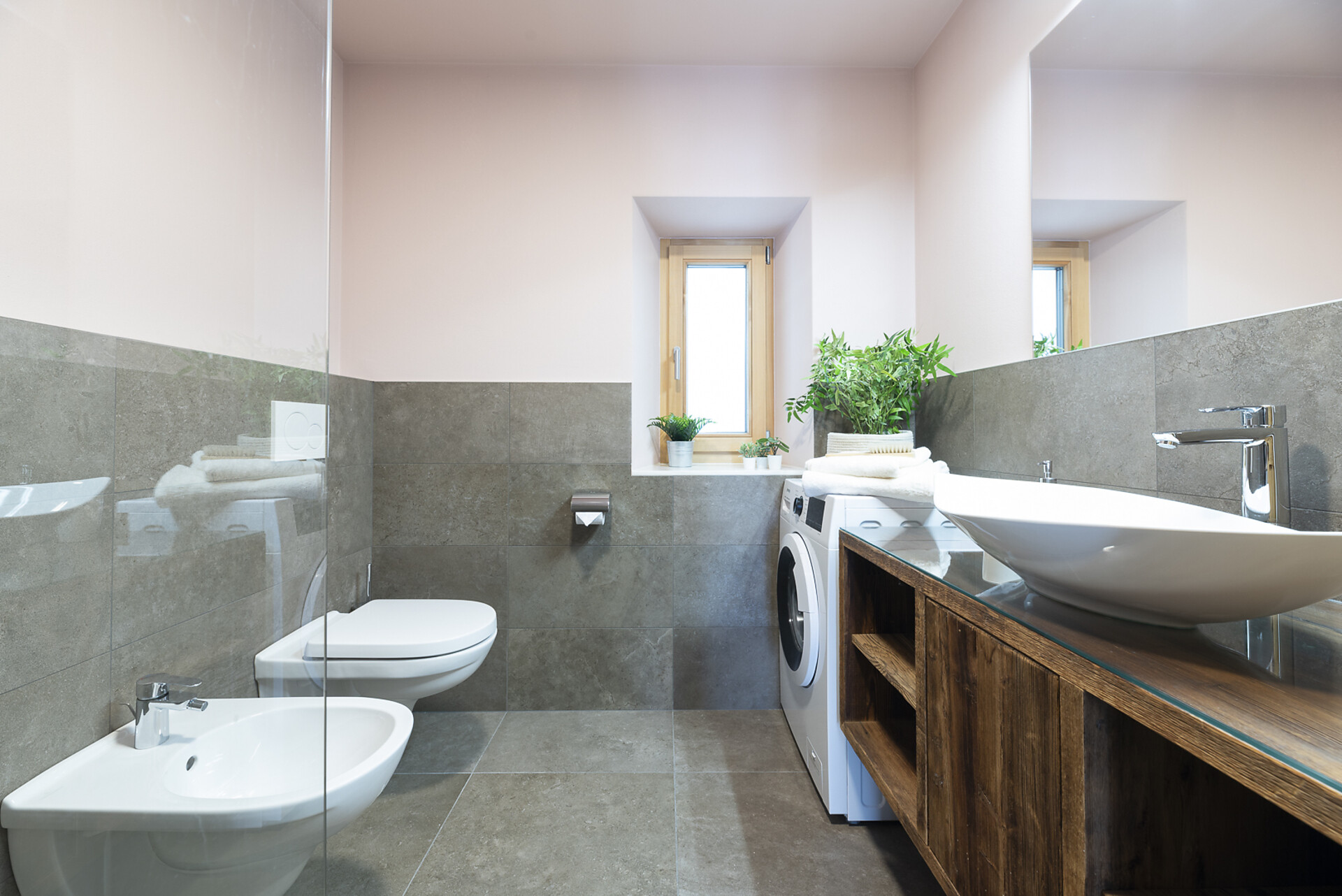 Modernes Badezimmer