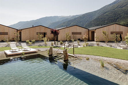 AMOLARIS PRIVATE GARDEN CHALETS & RESIDENCE Latsch/Laces 1 suedtirol.info
