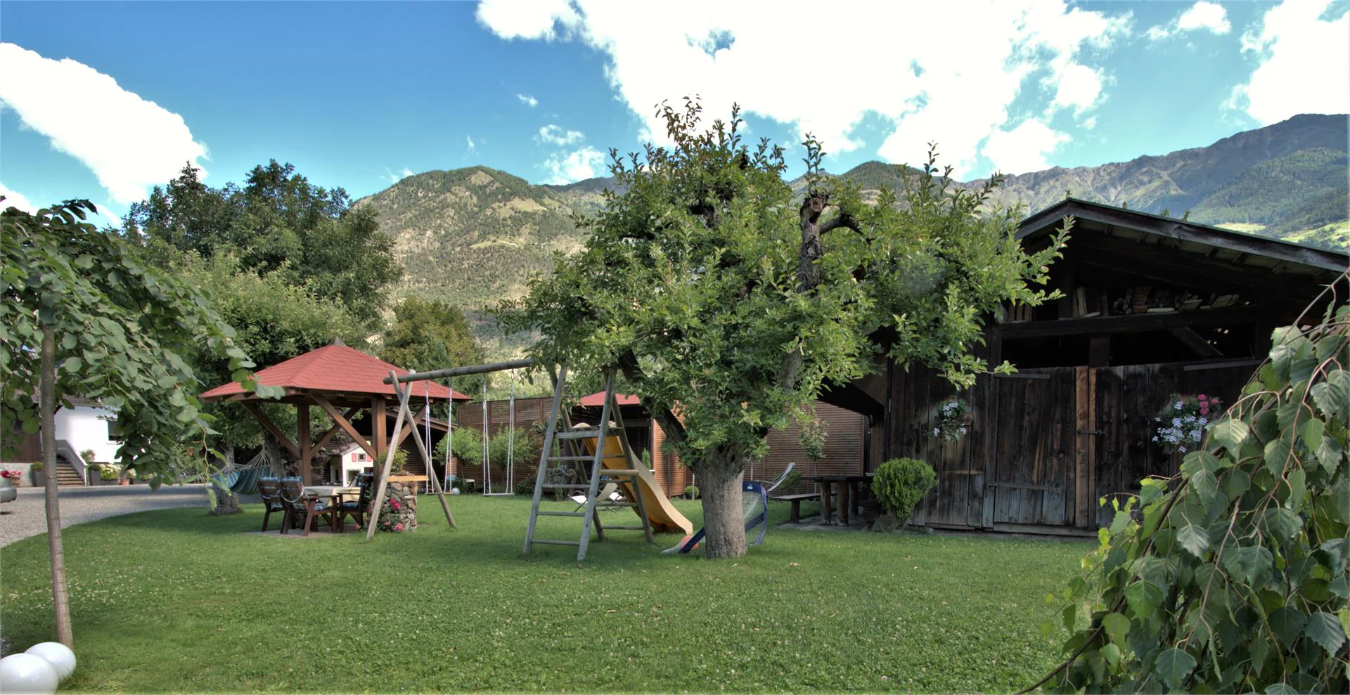 Appartement Haus von Spinn Latsch/Laces 20 suedtirol.info