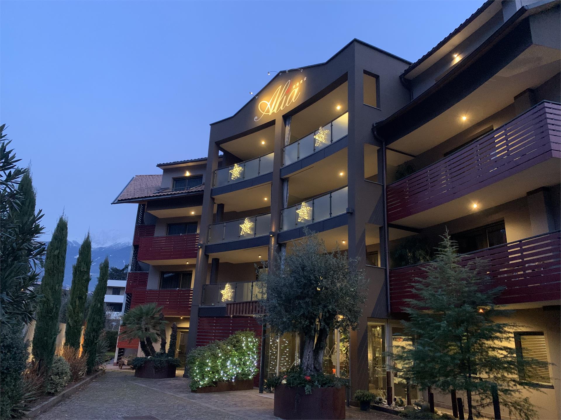 Alia Appartements & Wellness Algund 2 suedtirol.info