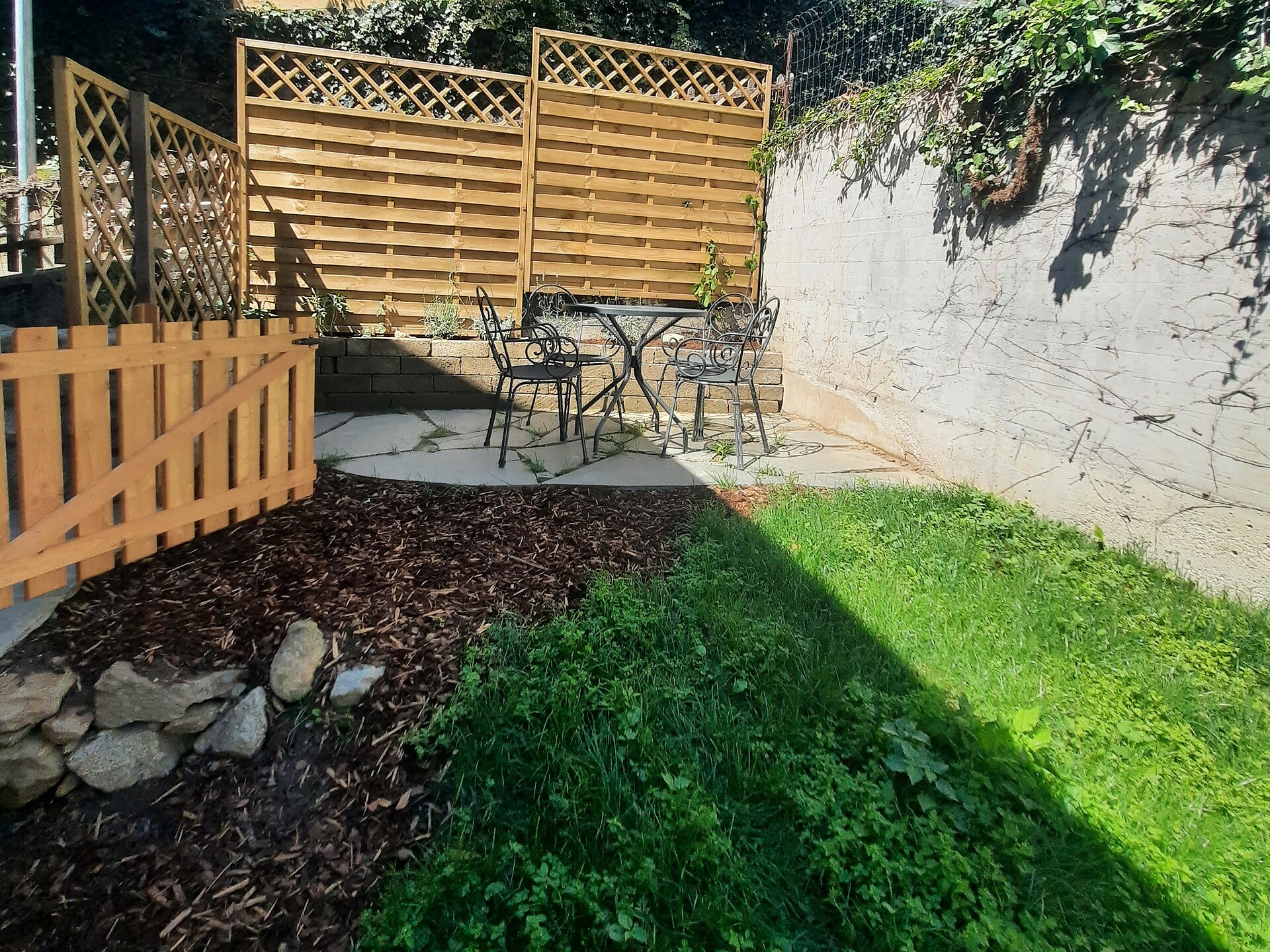 Garden Apartment A