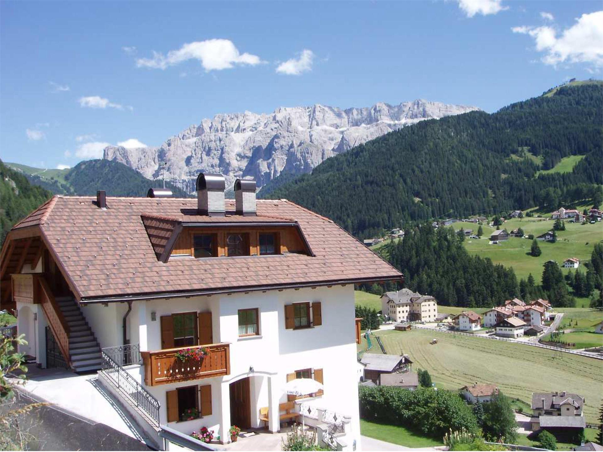 Appartamenti Sëura Inaz di Angelo Senoner Santa Cristina Val Gardena 1 suedtirol.info