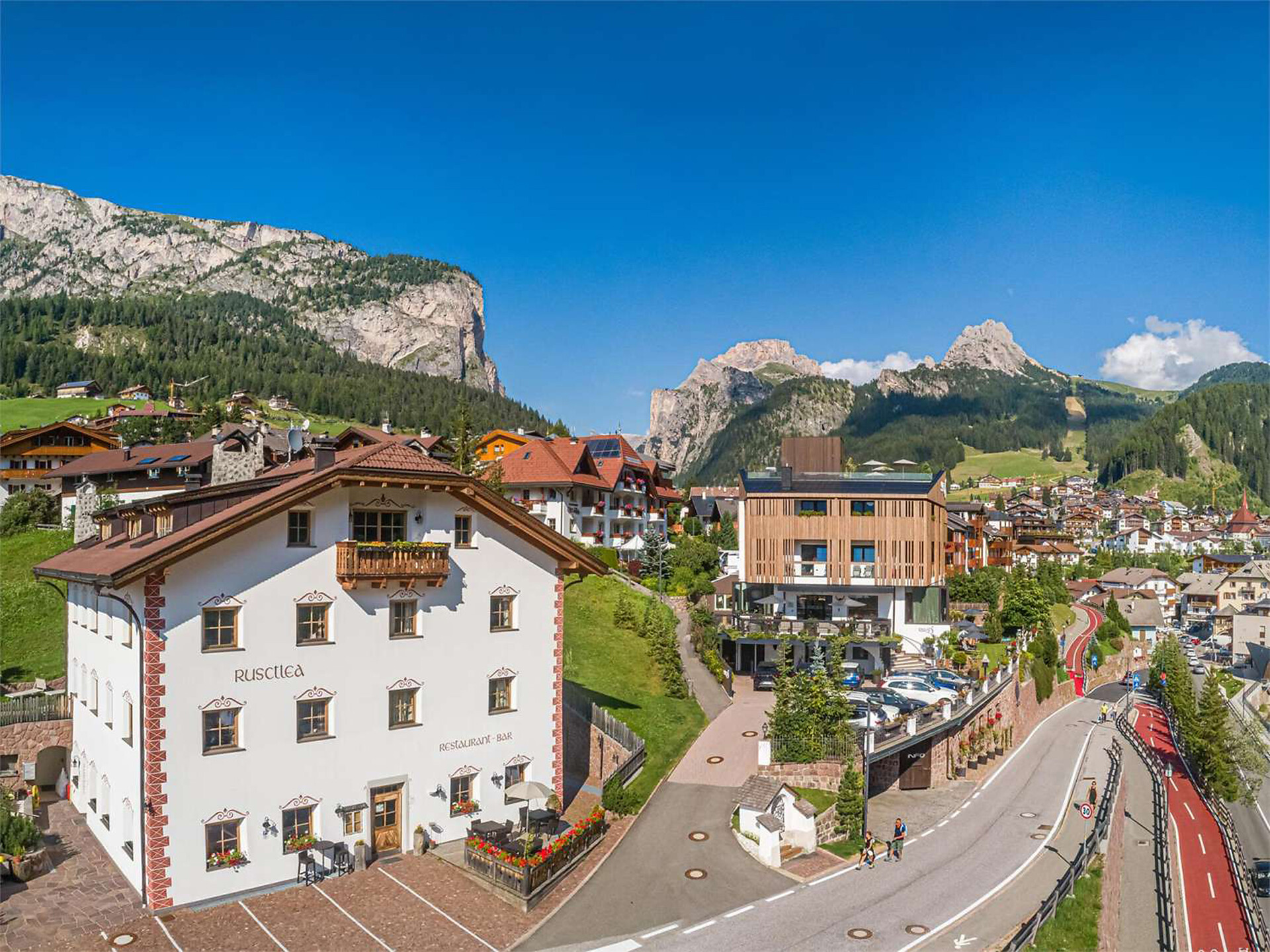Apartments Rusctlea - Regione dolomitica Val Gardena - #1 - suedtirol.info