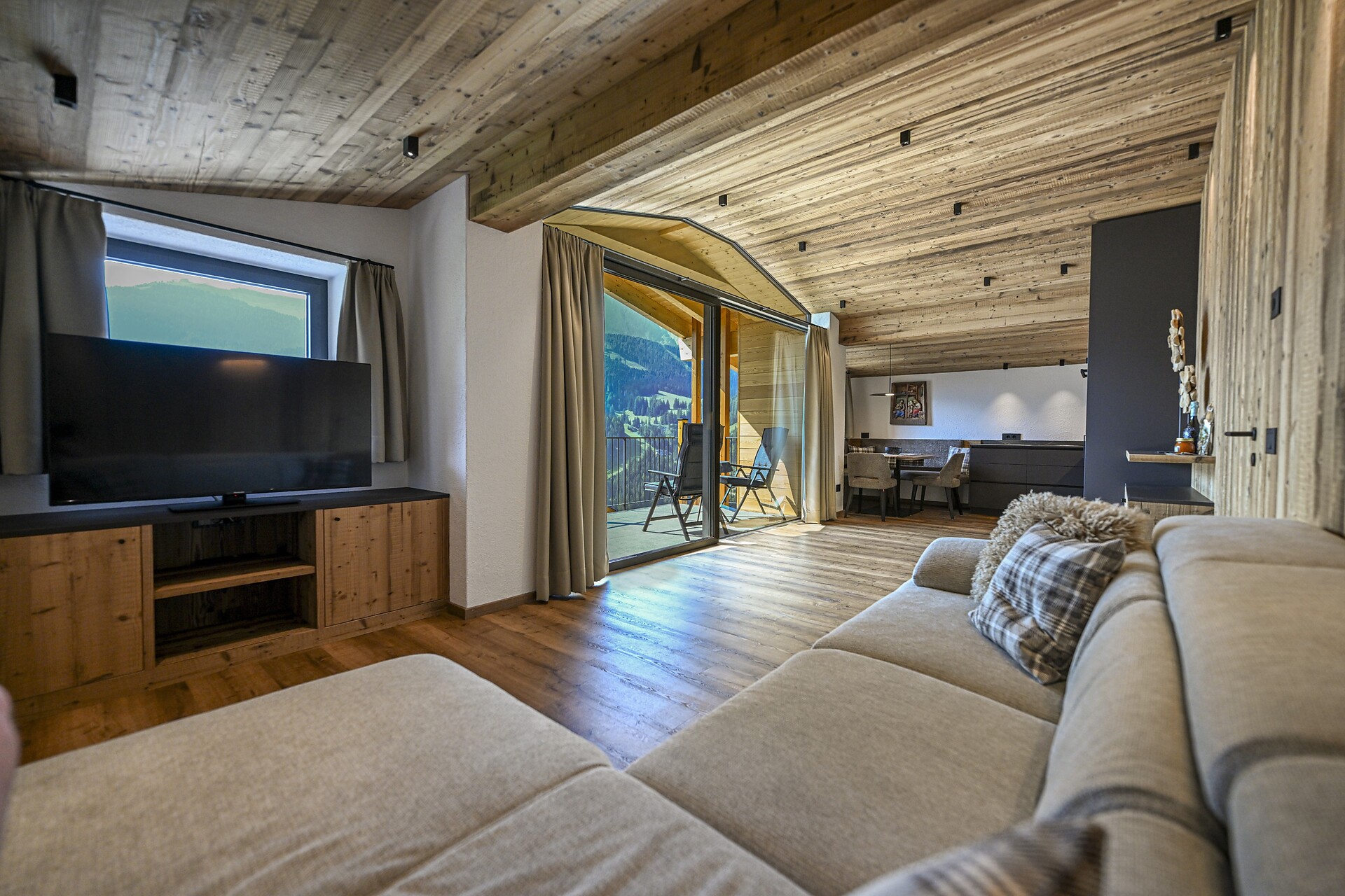 Appartamenti Dosplain - Regione dolomitica Val Gardena - #29 - suedtirol.info