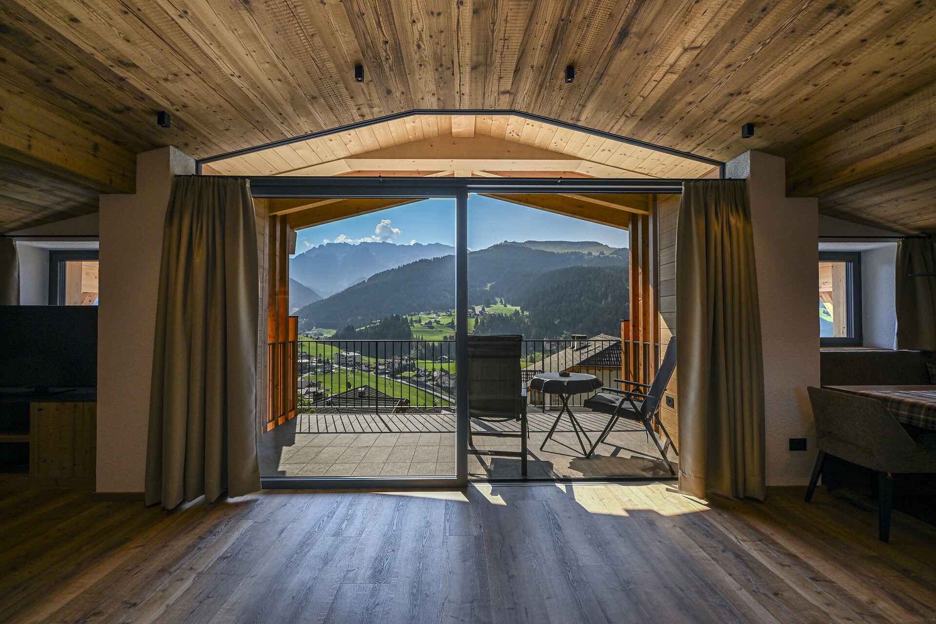Appartamenti Dosplain - Regione dolomitica Val Gardena - #28 - suedtirol.info