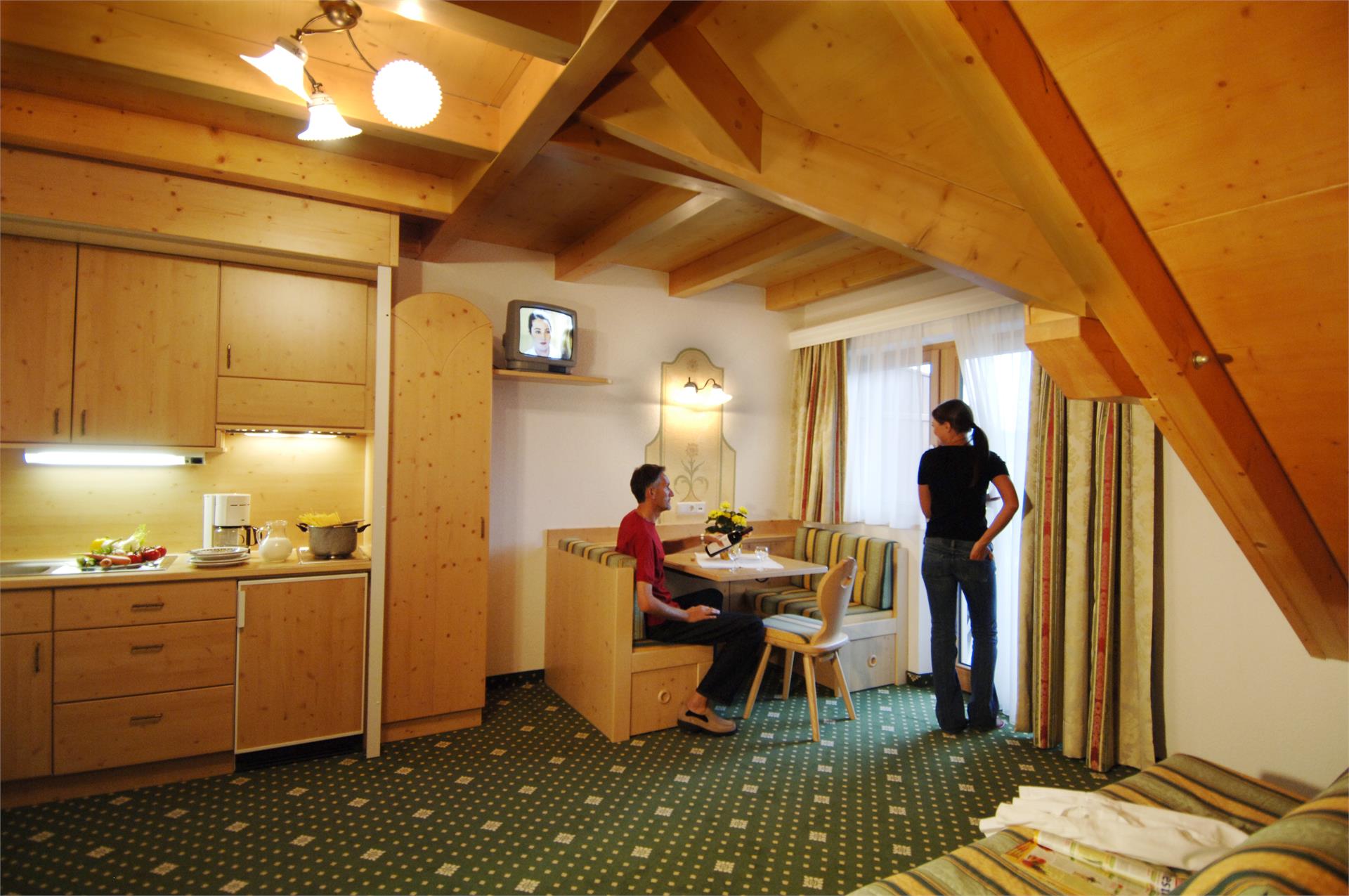 Apparthotel Jägerhof Valdaora 2 suedtirol.info