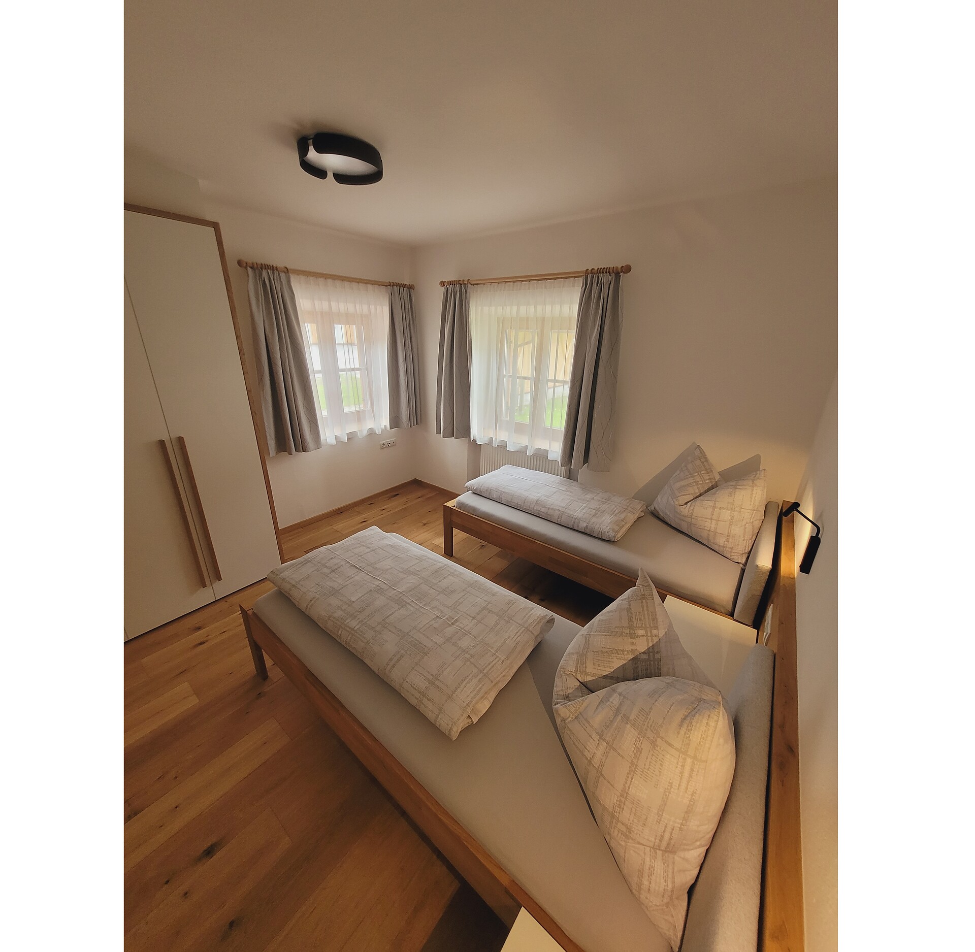 Schlafzimmer 2