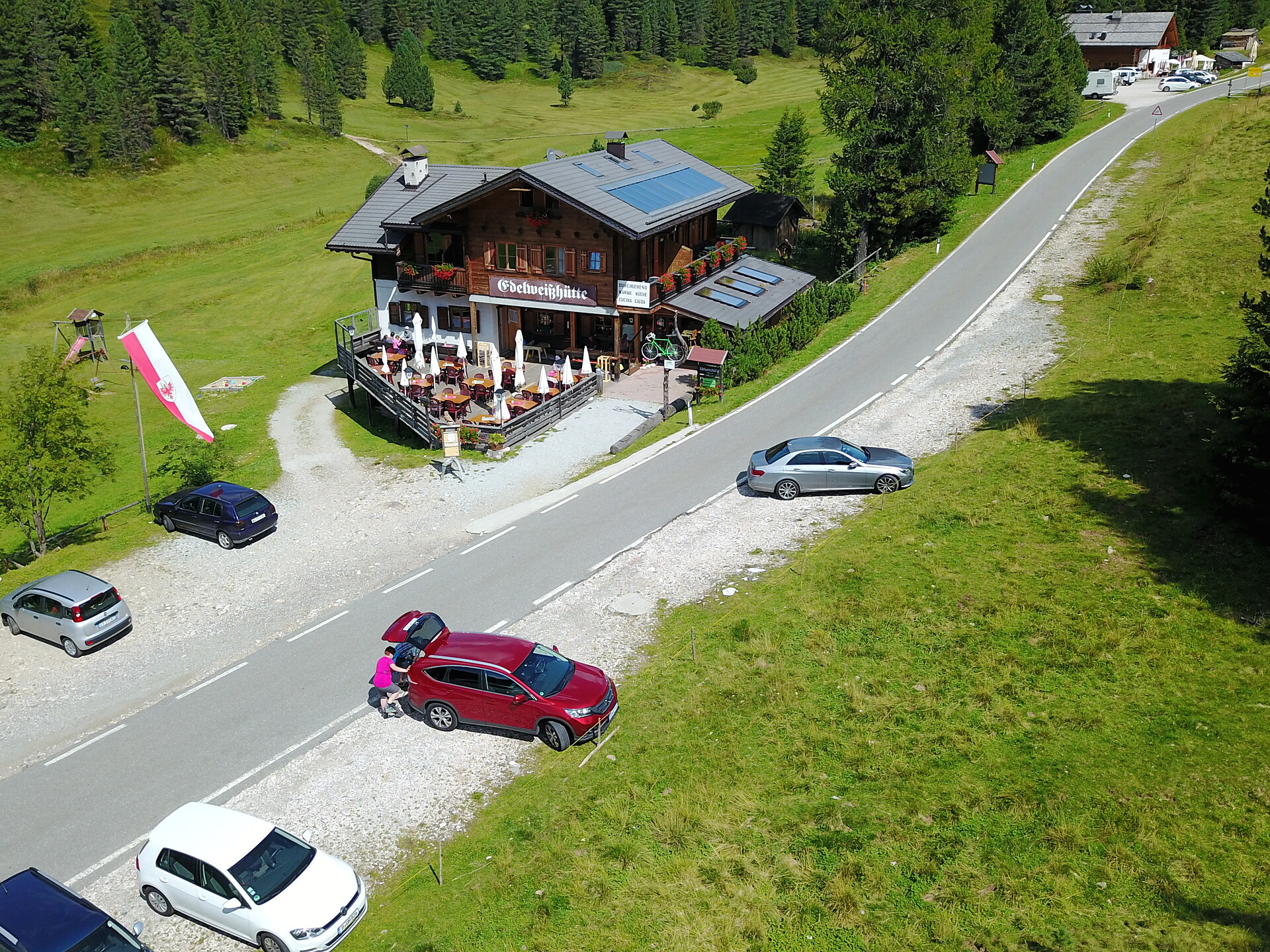Hütte