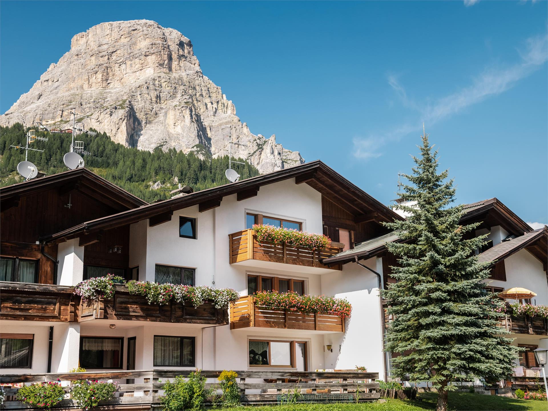 b&b Ciasa Iris Corvara 1 suedtirol.info