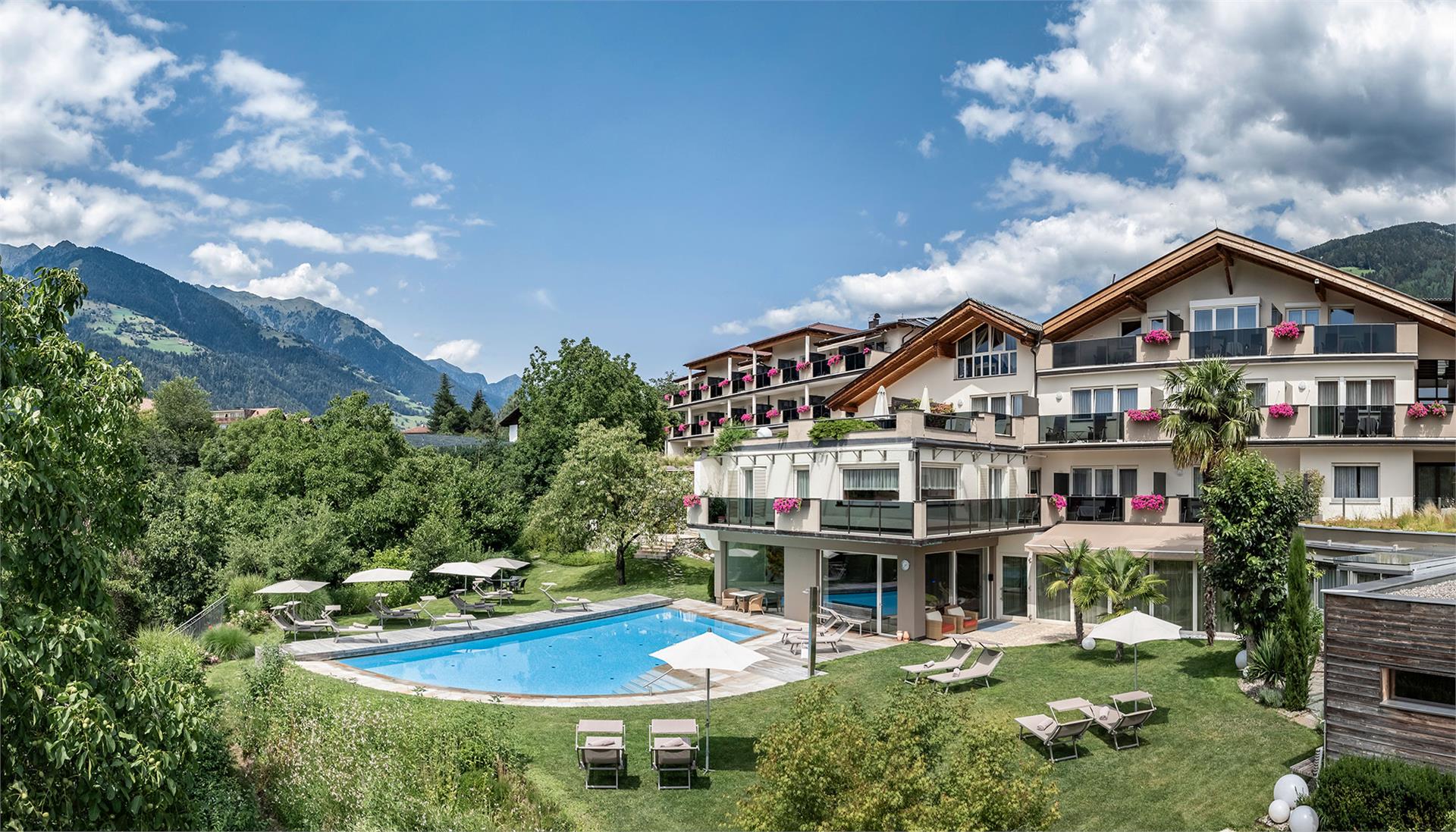 Baumgartner’s Blumenhotel Schenna/Scena 3 suedtirol.info