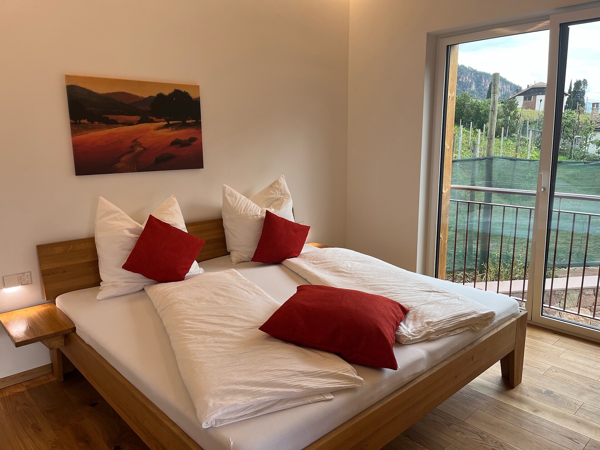 double bed/bedroom