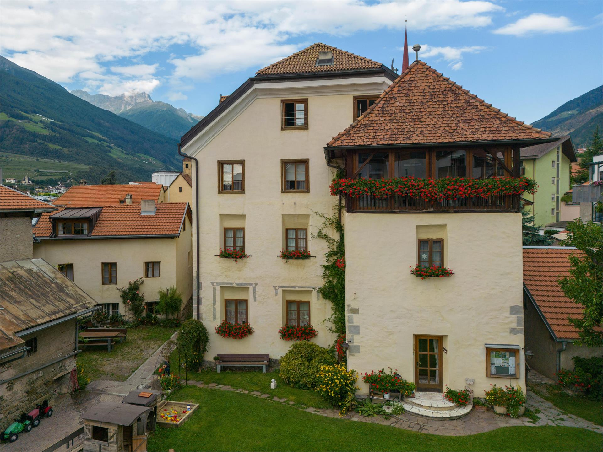 Biohof Vill Schlanders 1 suedtirol.info