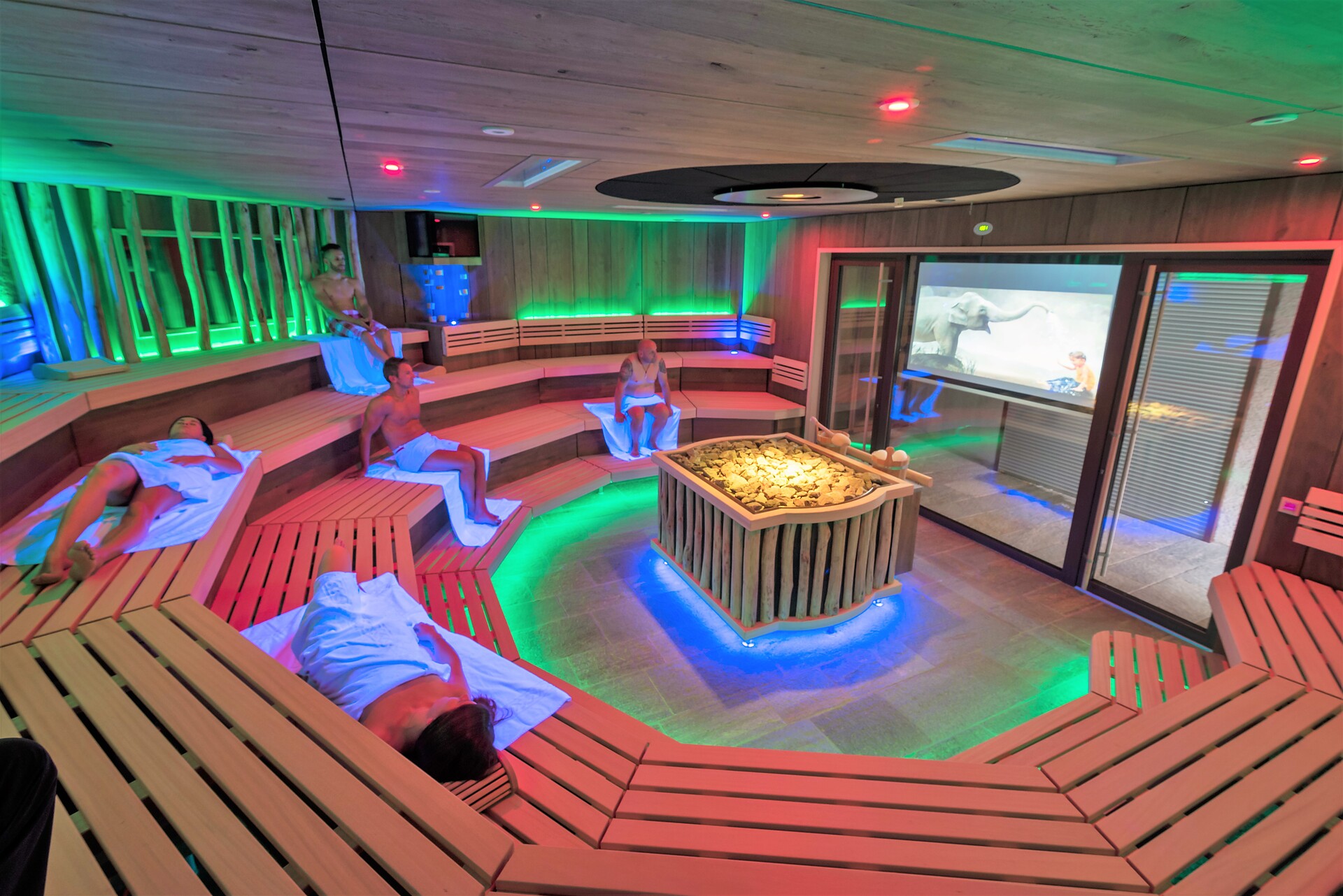Sauna im AquaForum in Latsc