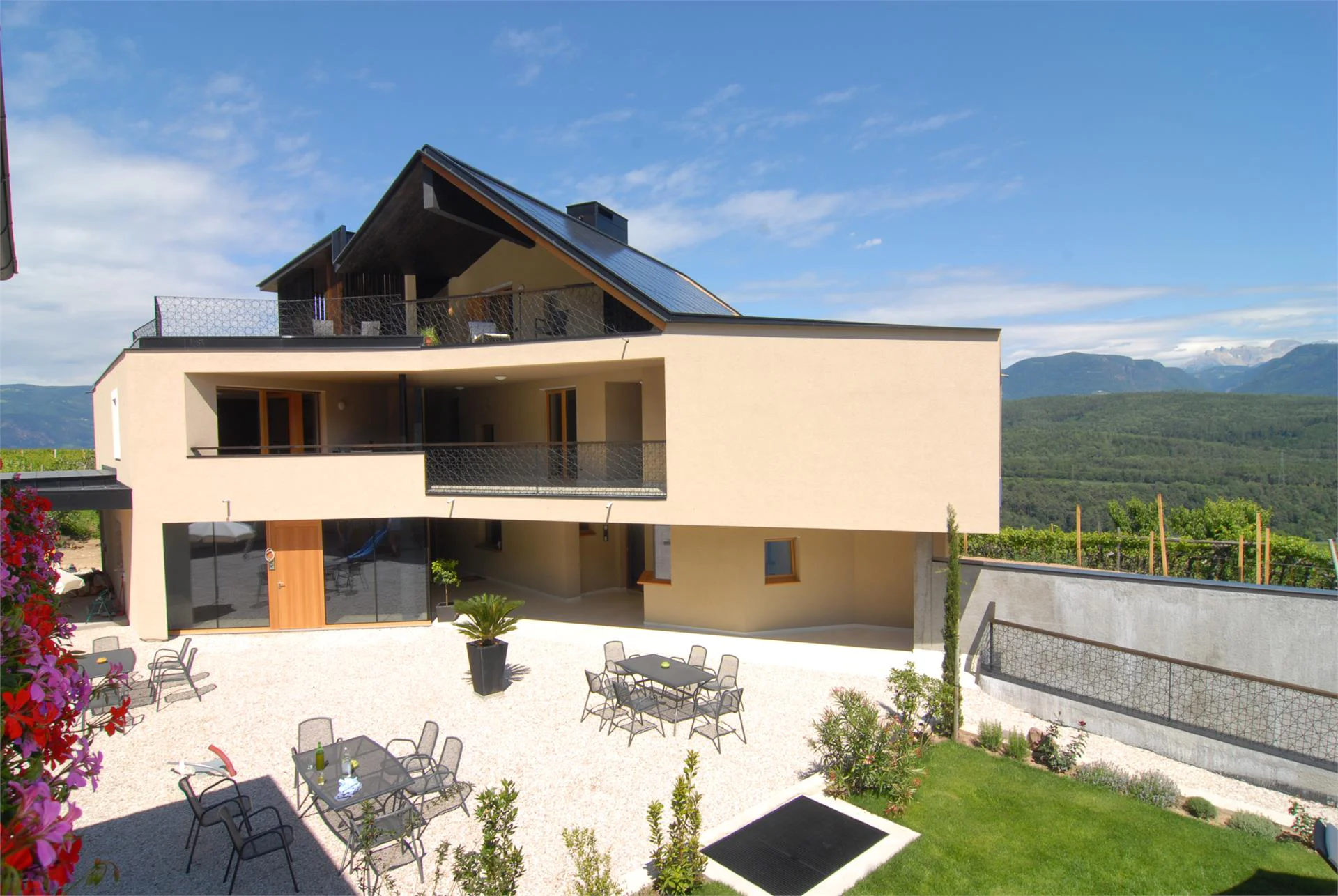 St. Quirinus - bio agriturismo Caldaro sulla Strada del Vino 6 suedtirol.info