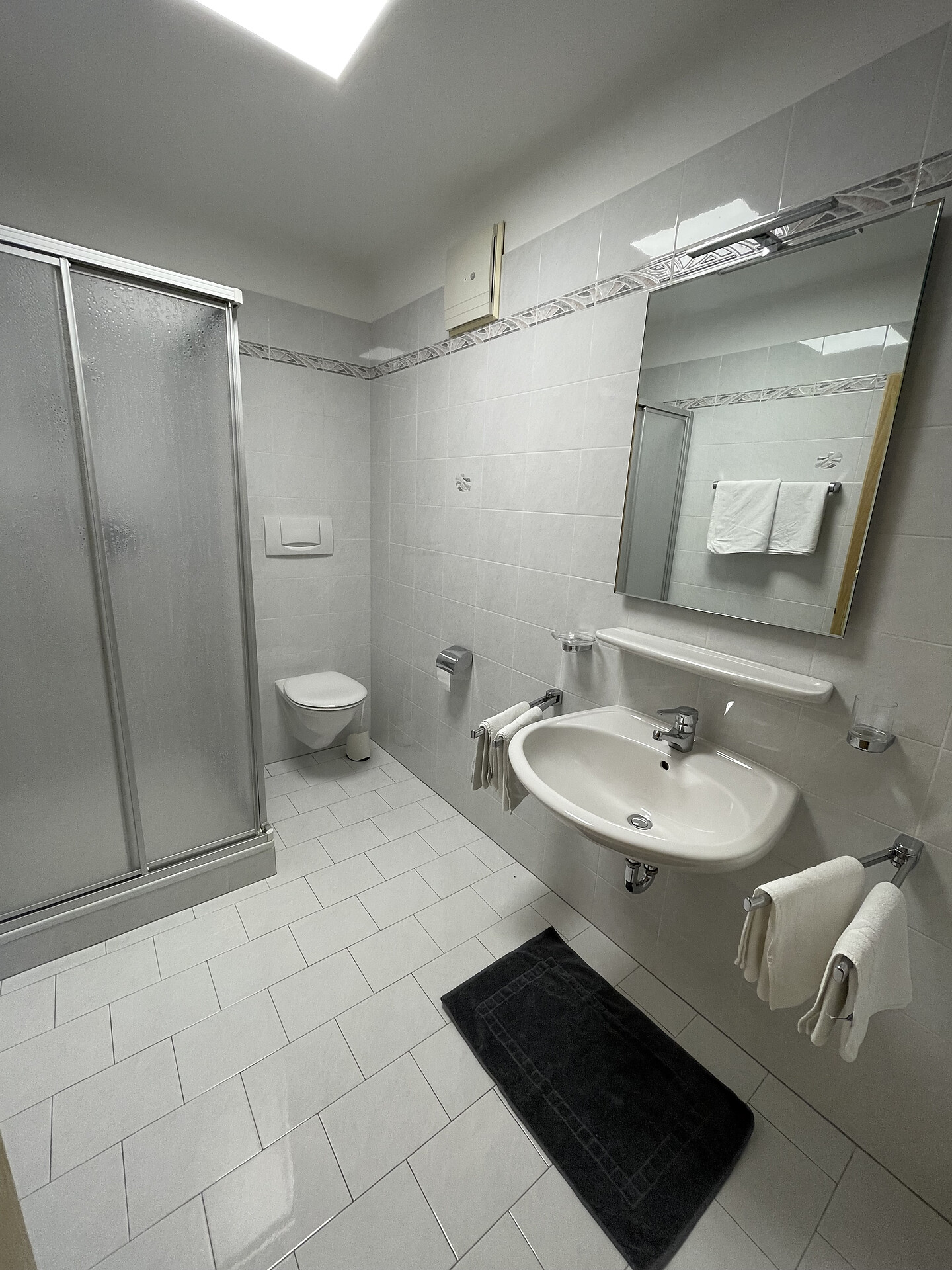 apartment type C bathroom