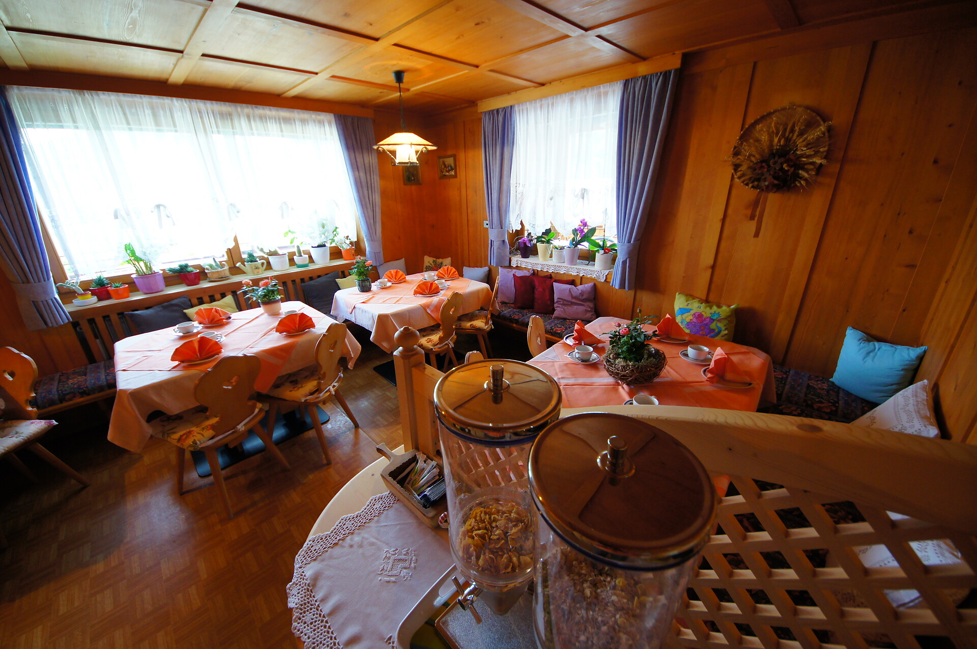Breakfast Room