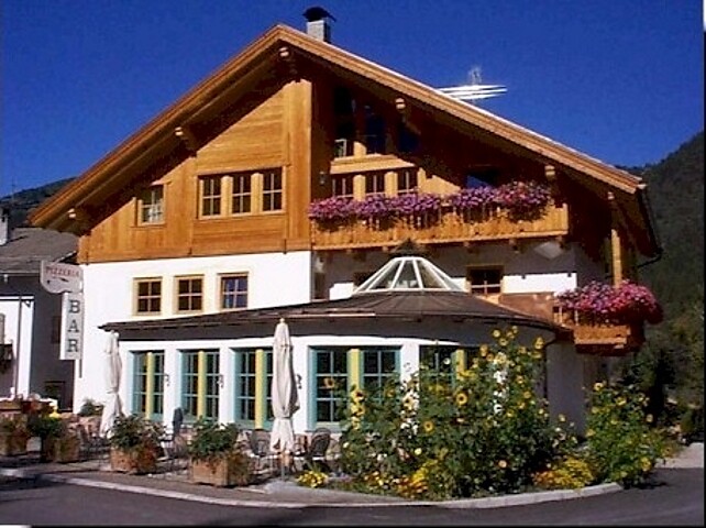 Garnì Pizzeria Pineta