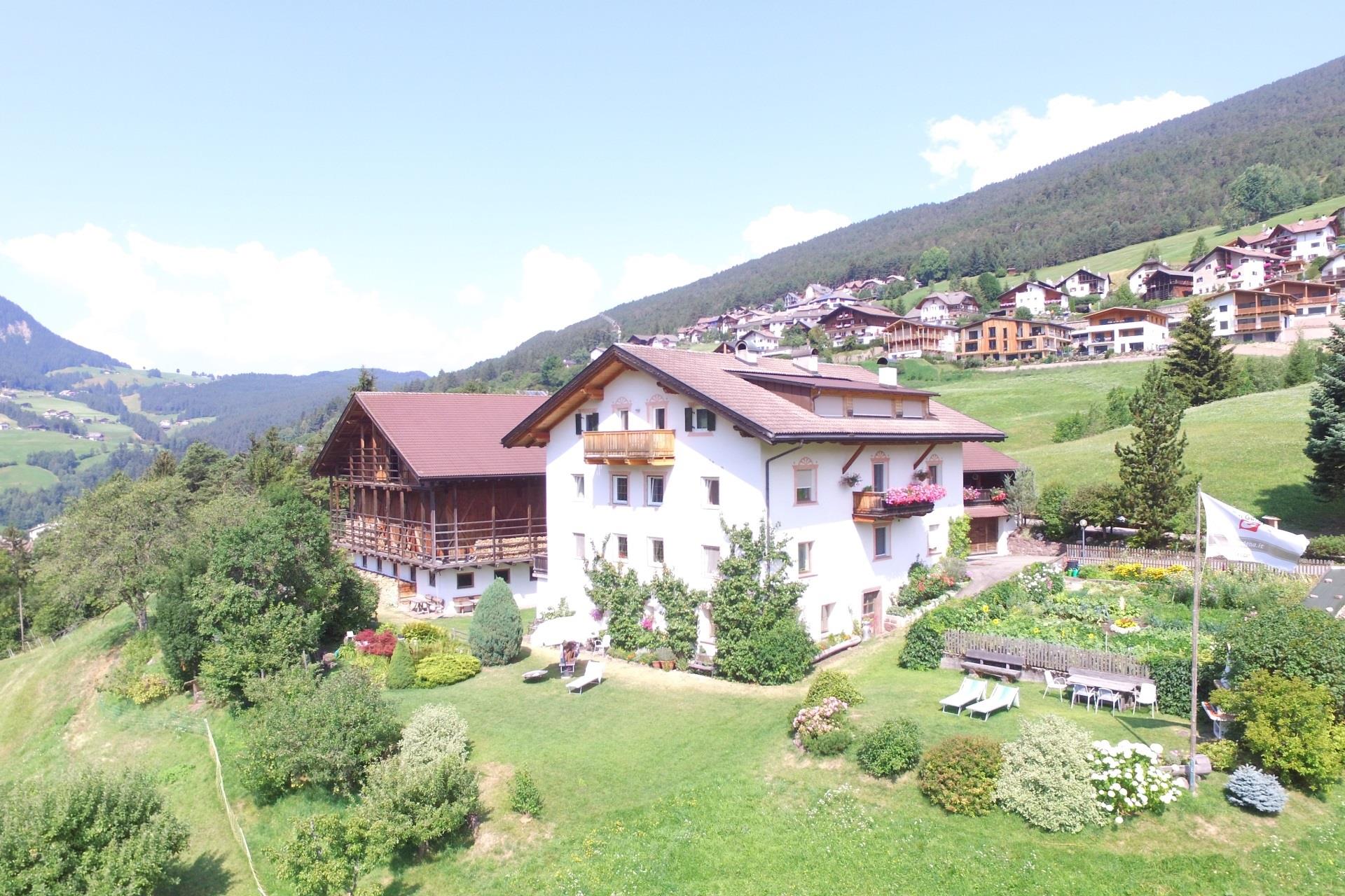 B&B - Apartments Sule-Hof St.Ulrich 2 suedtirol.info