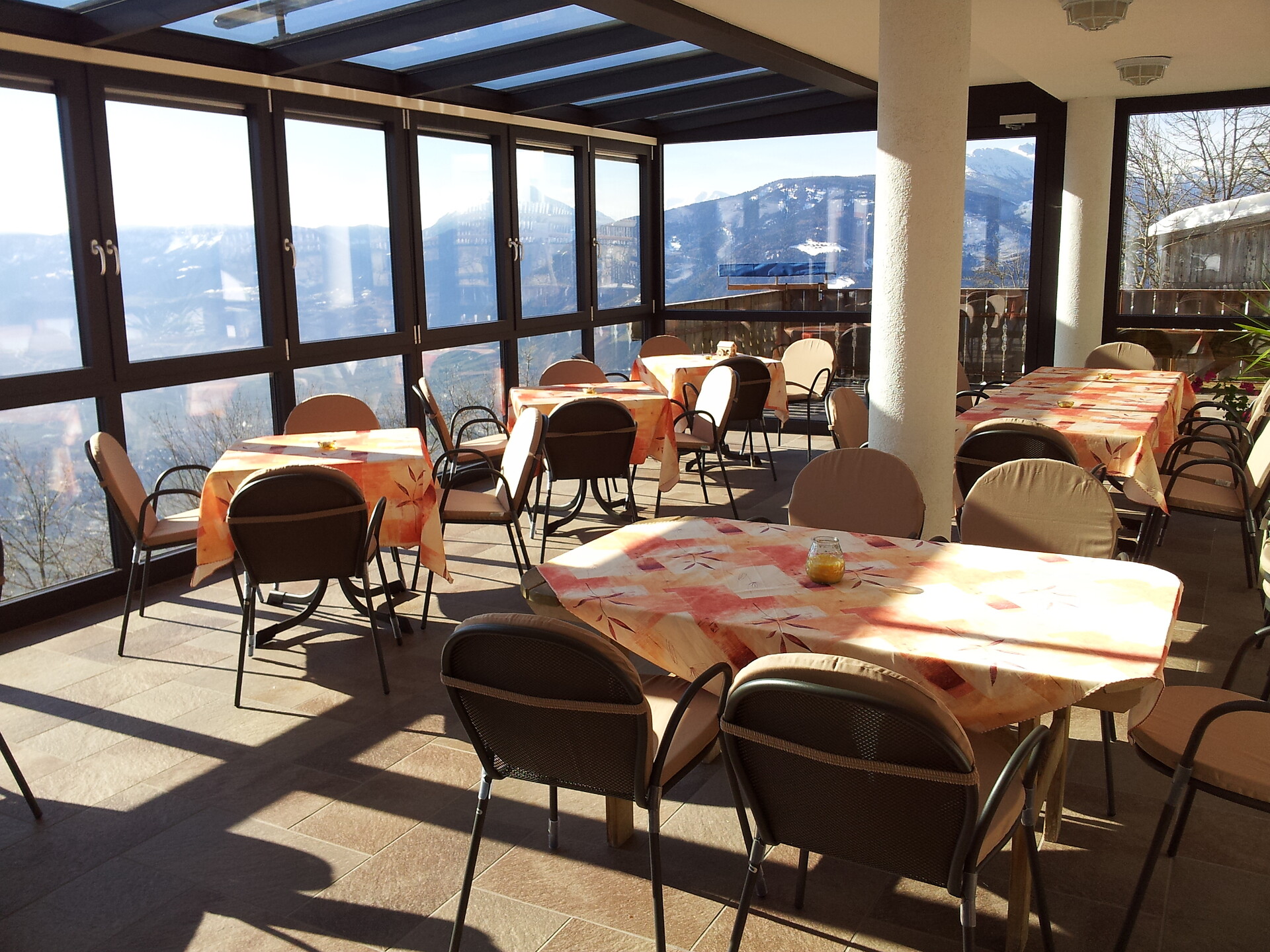 Holiday Inn / Apartments Walde Riffian/Rifiano 4 suedtirol.info