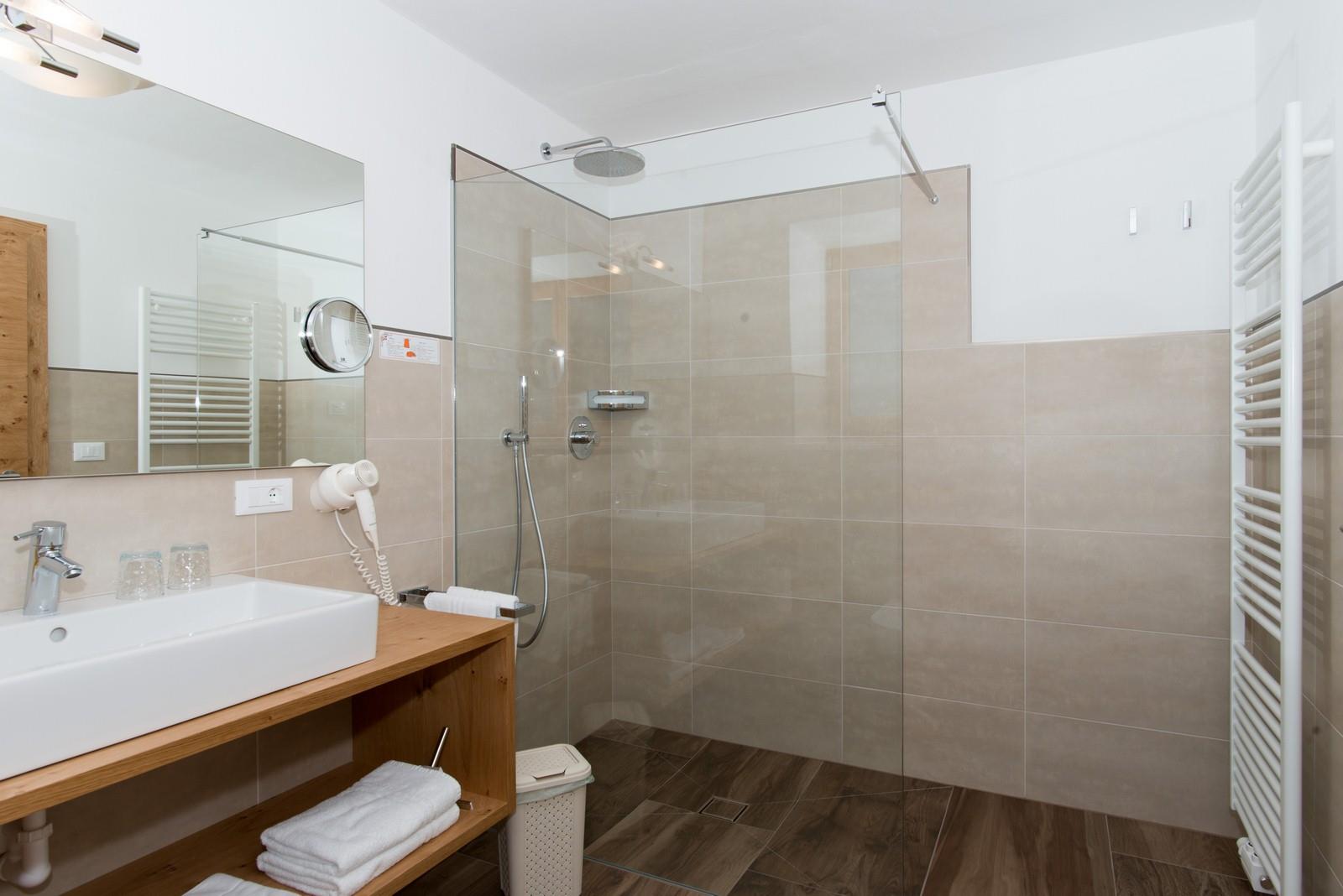 B&B - Ferienwohnungen Krebishof Schenna 23 suedtirol.info