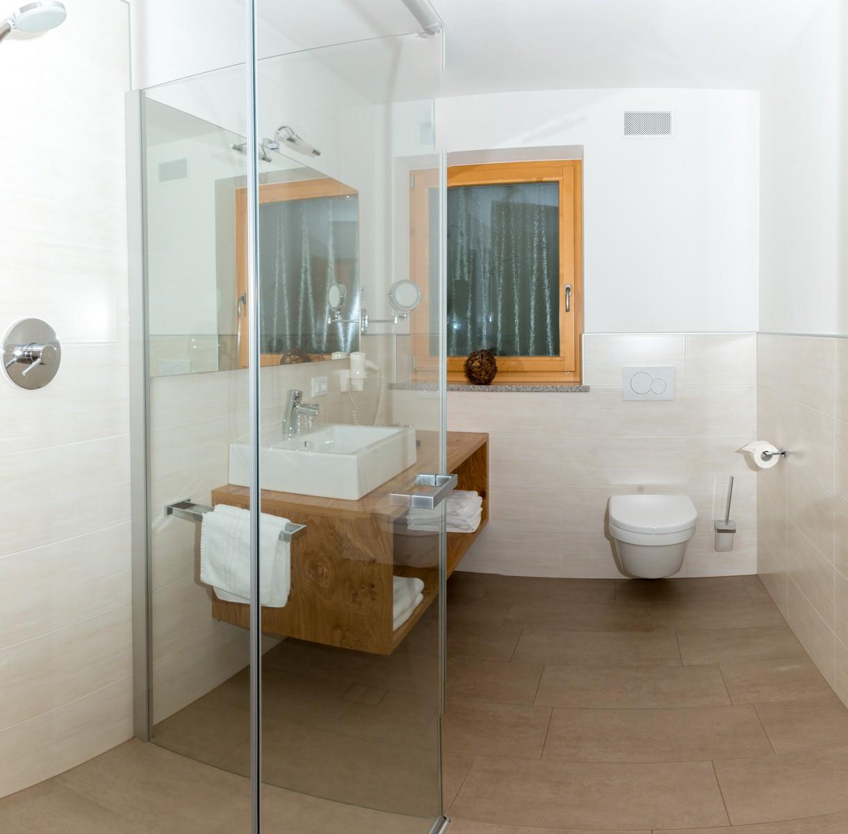 B&B - Ferienwohnungen Krebishof Schenna 26 suedtirol.info
