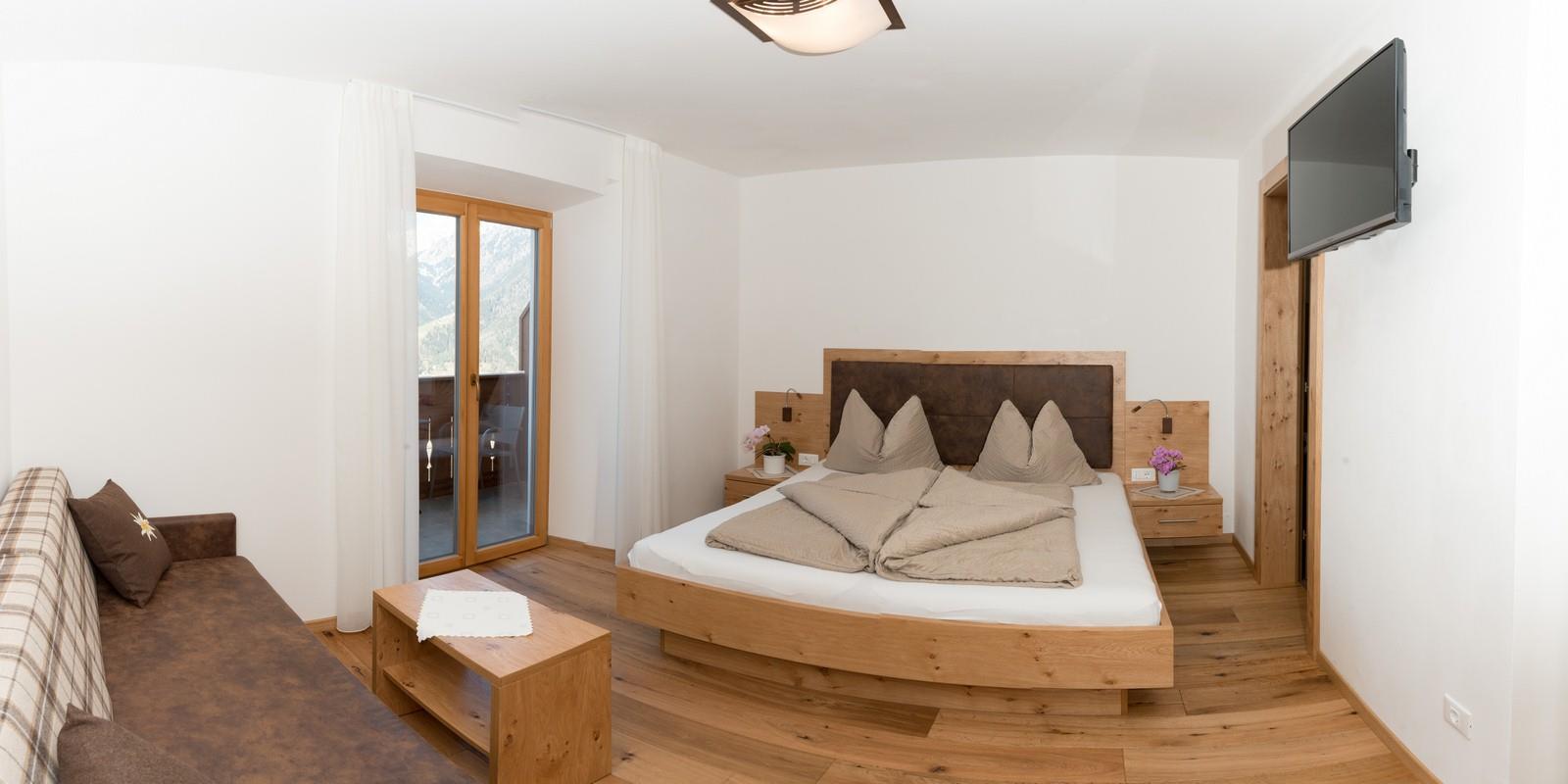 B&B - Ferienwohnungen Krebishof Schenna 22 suedtirol.info