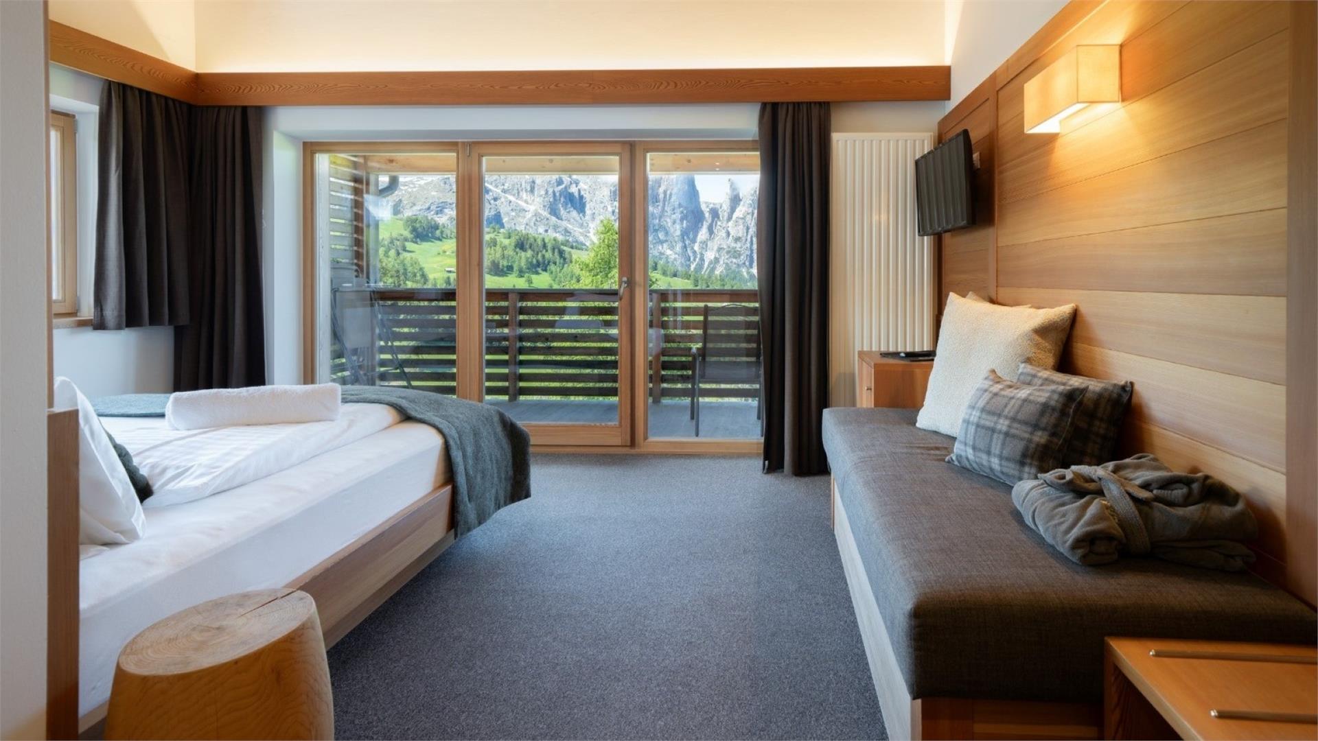 Berghotel Zorzi Kastelruth 27 suedtirol.info