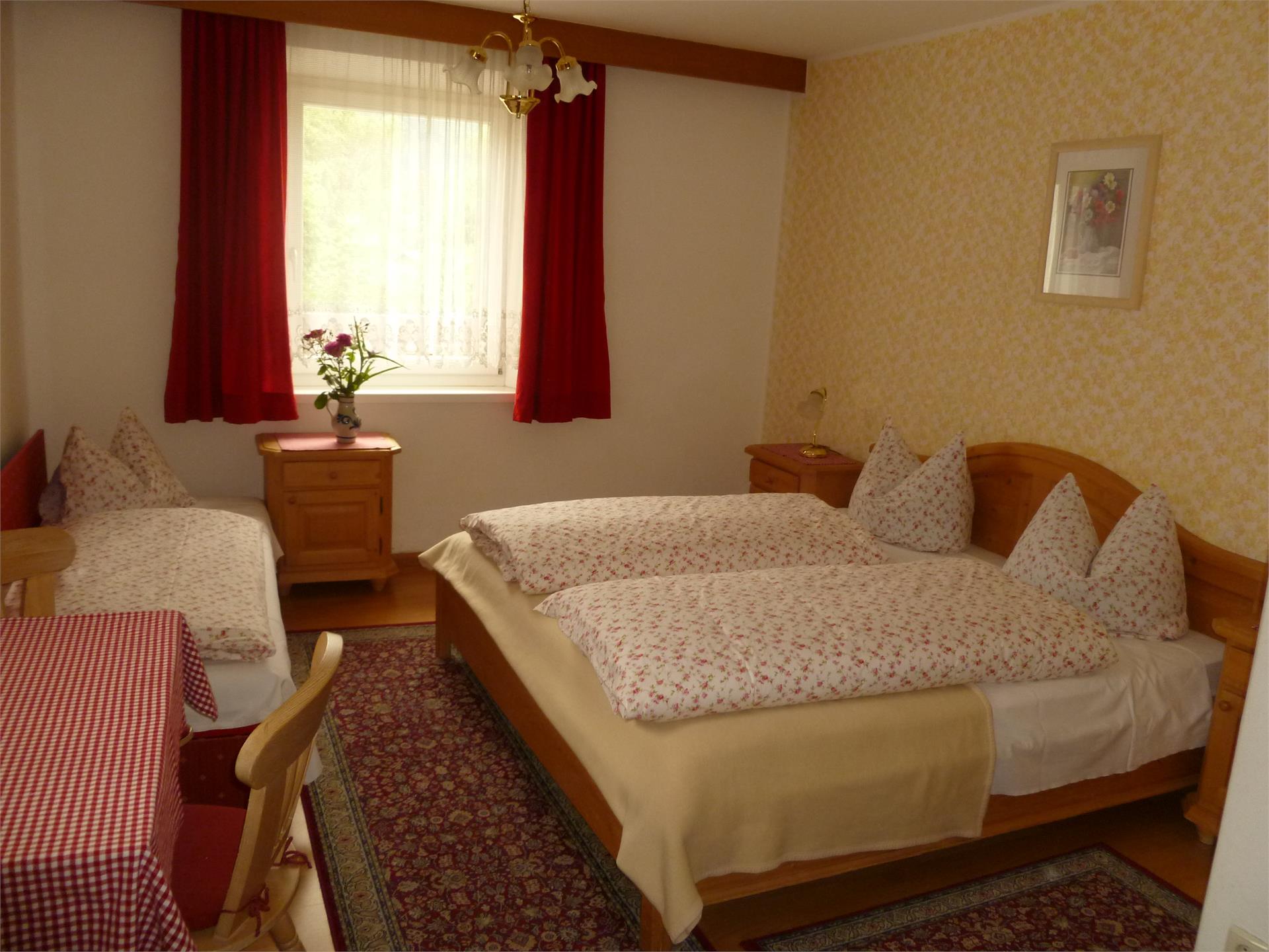 B&B Jägerheim Brunico 8 suedtirol.info