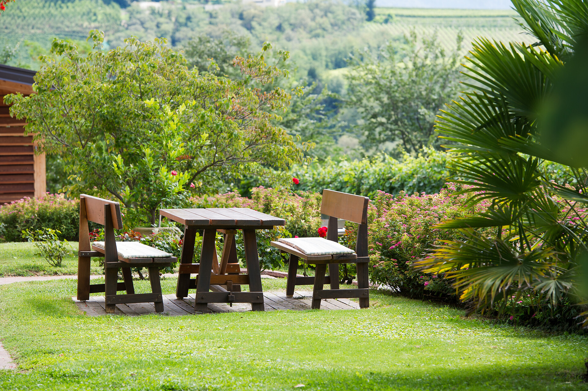 garden bench