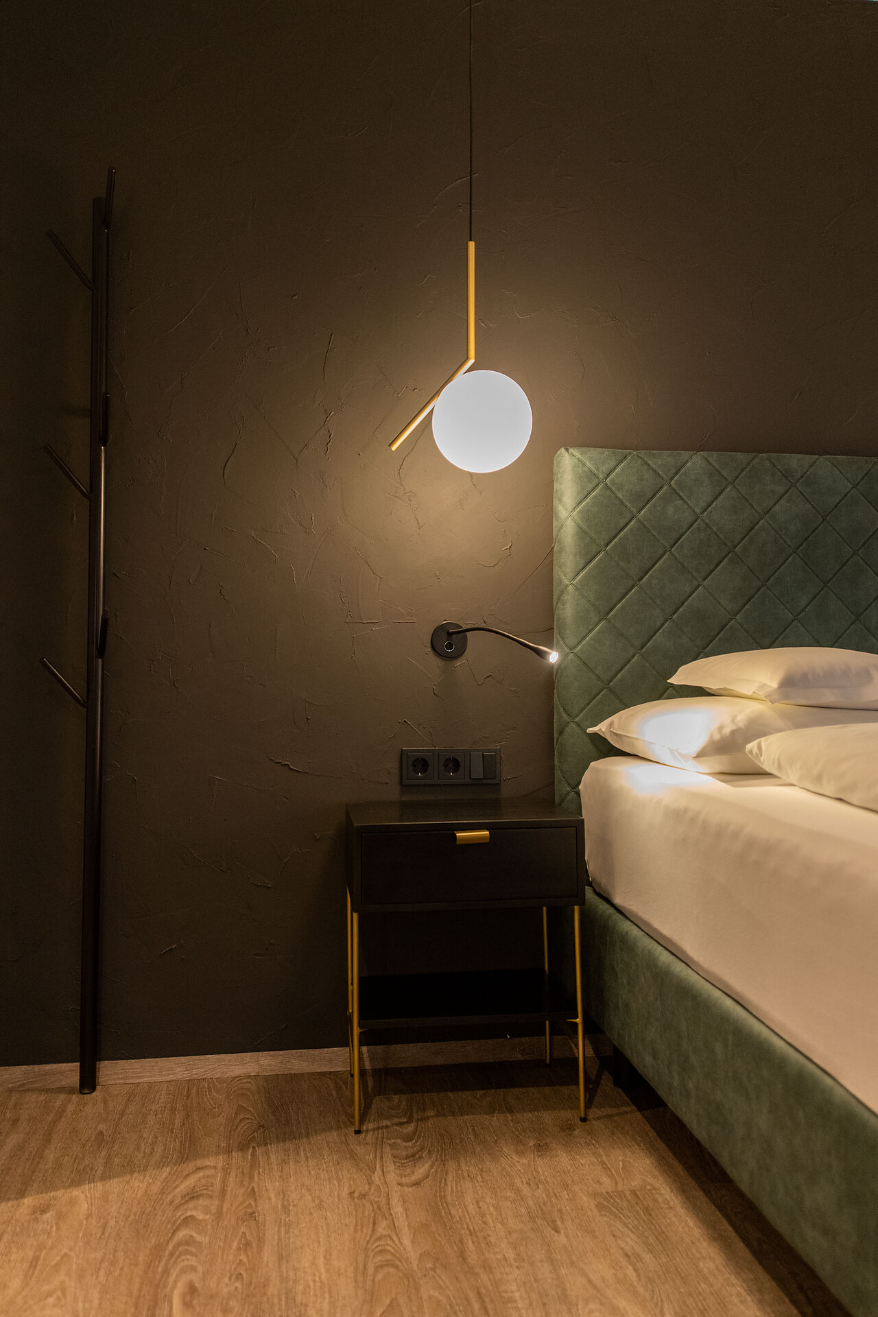 Burgus - design suites & apartments Malles 10 suedtirol.info