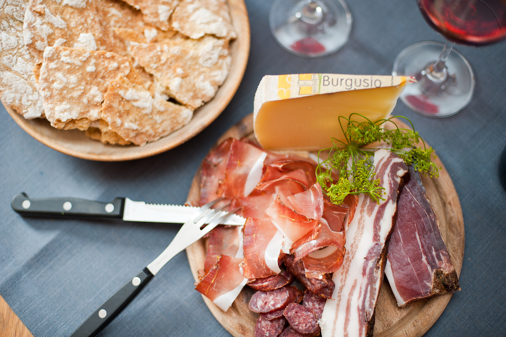 Burgus - design suites & apartments Malles 16 suedtirol.info