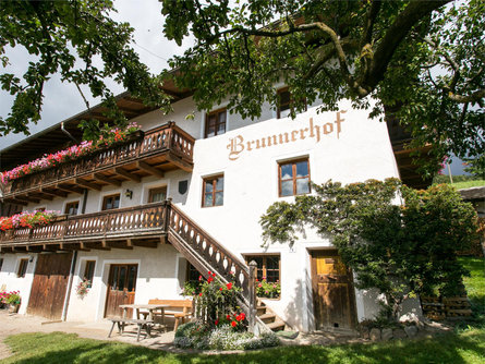 Brunnerhof Chiusa 1 suedtirol.info