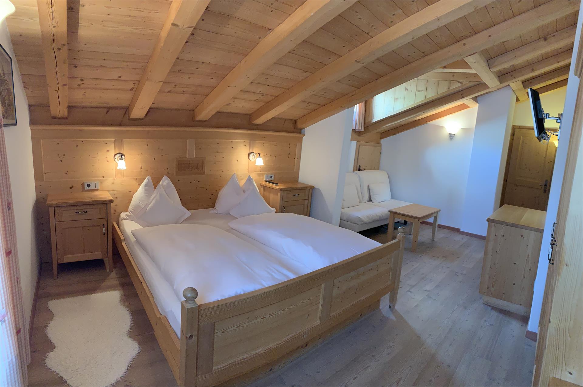 B&B - Apartments Maso Larciunei - Bauernhof Wolkenstein 12 suedtirol.info