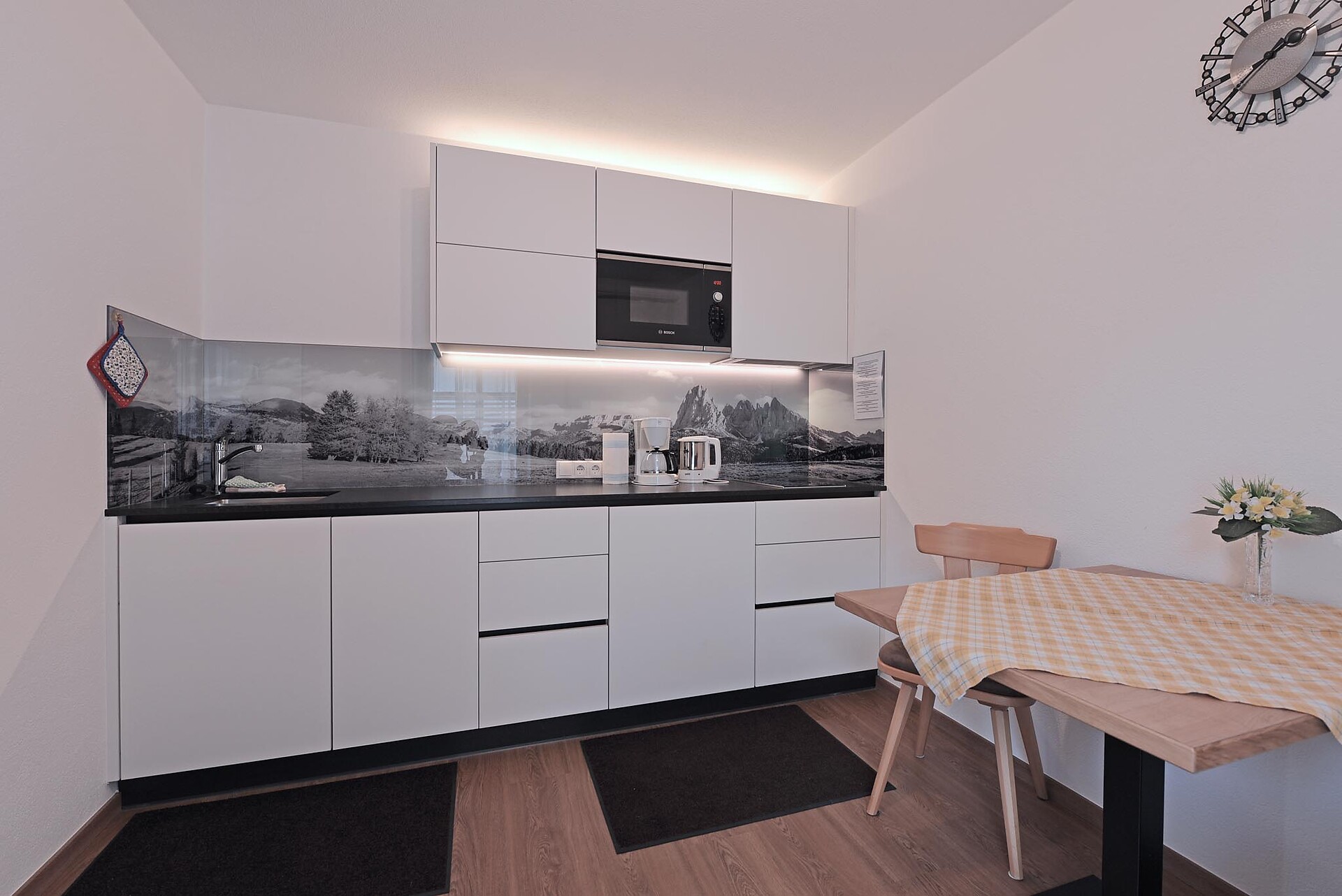 B&B - Apartments Villa Larix Selva 9 suedtirol.info