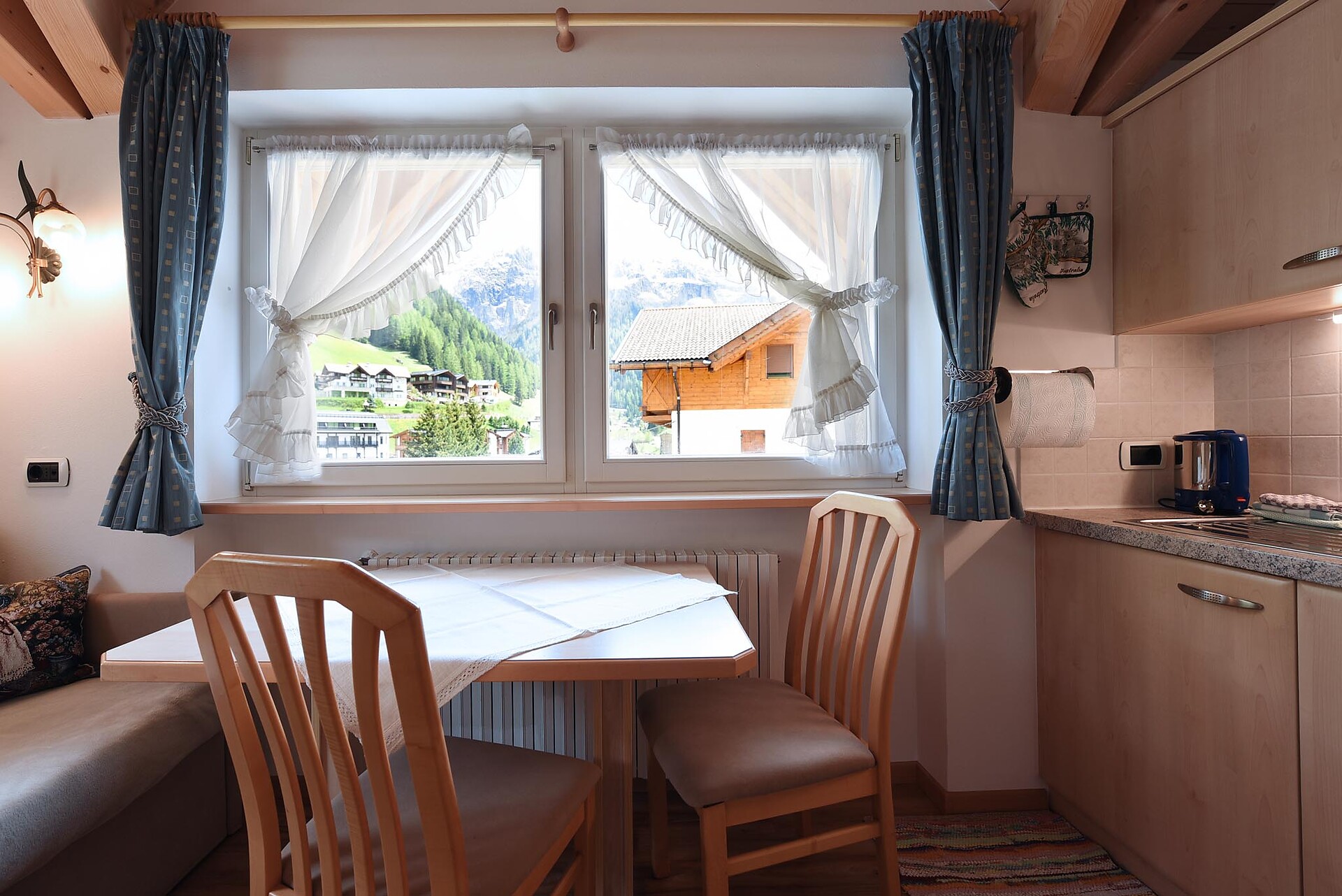 B&B - Apartments Villa Larix Selva 13 suedtirol.info
