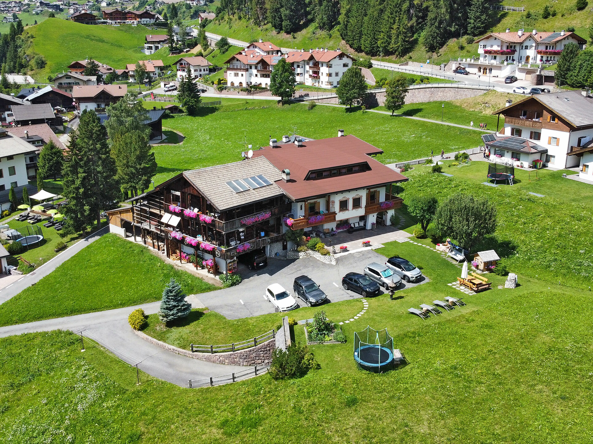 B&B