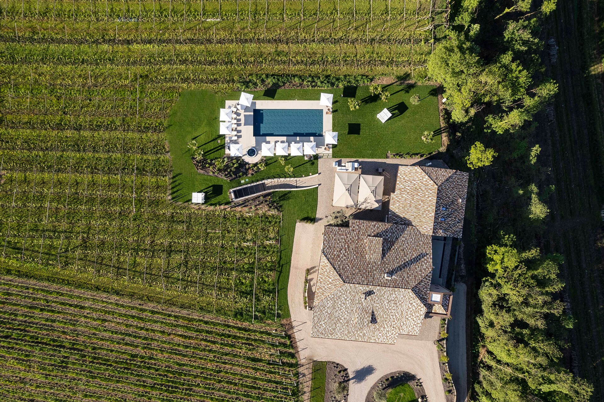 Battisti Suites