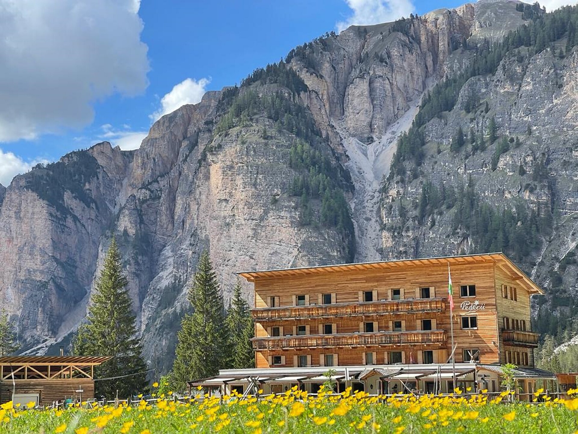 Albergo Rifugio Pederü