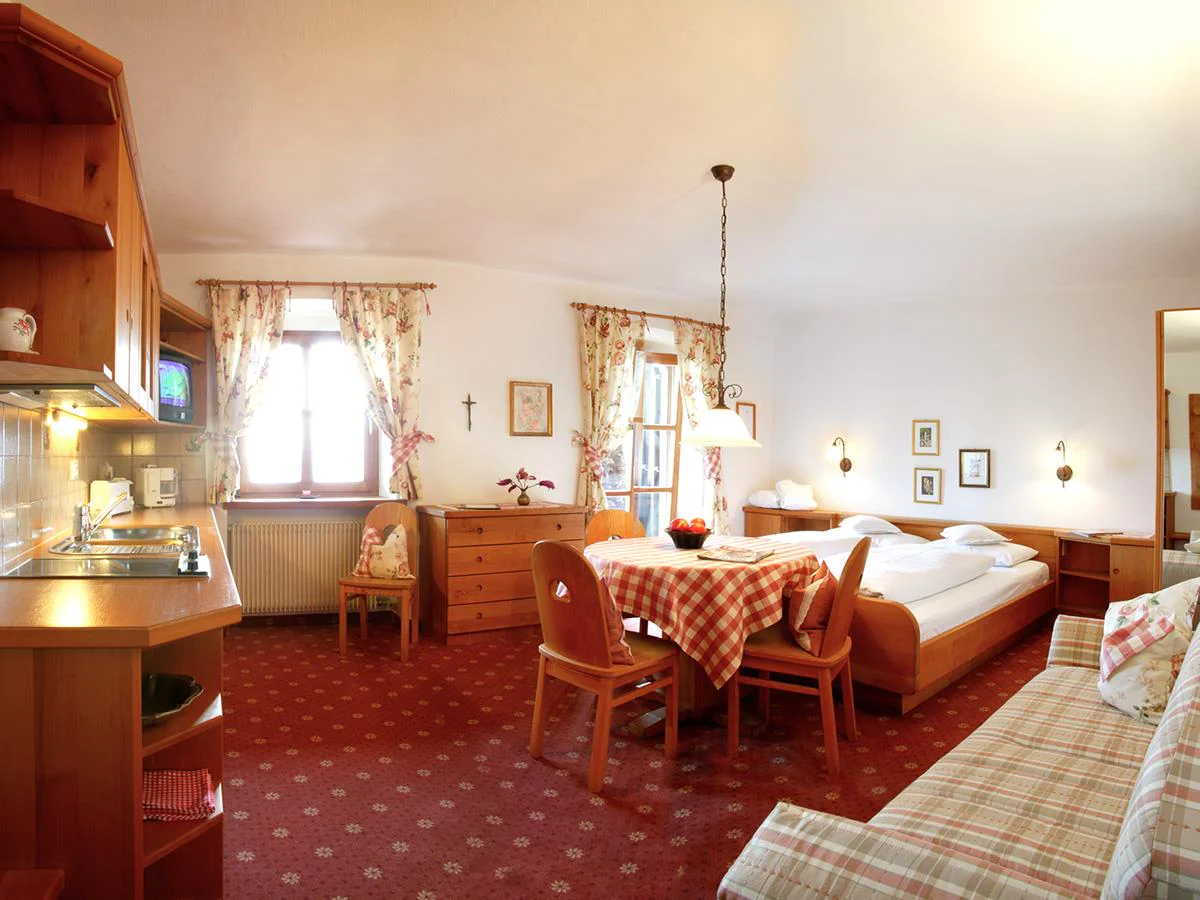 Bauernhof Huber Unterm Baum Algund 12 suedtirol.info