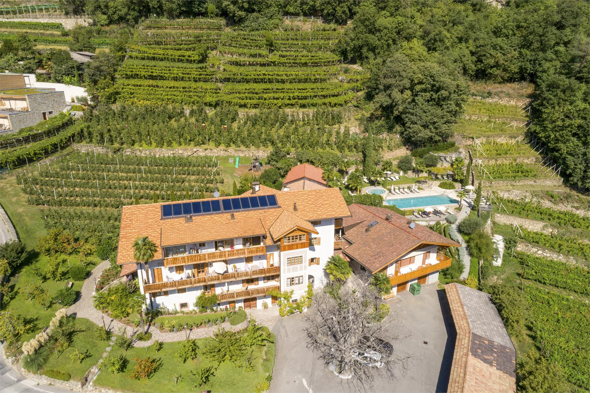 Bauernhof Huber Unterm Baum Algund 5 suedtirol.info