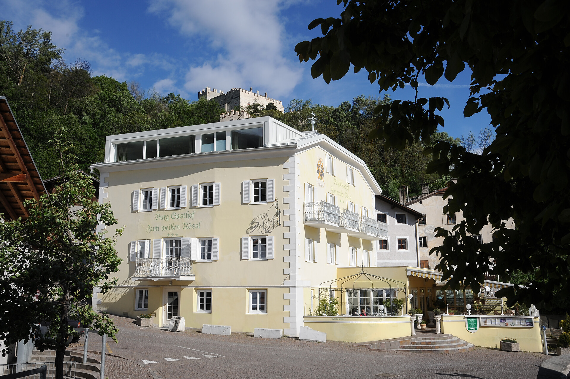 Albergo al Cavallino Bianco Sluderno 1 suedtirol.info