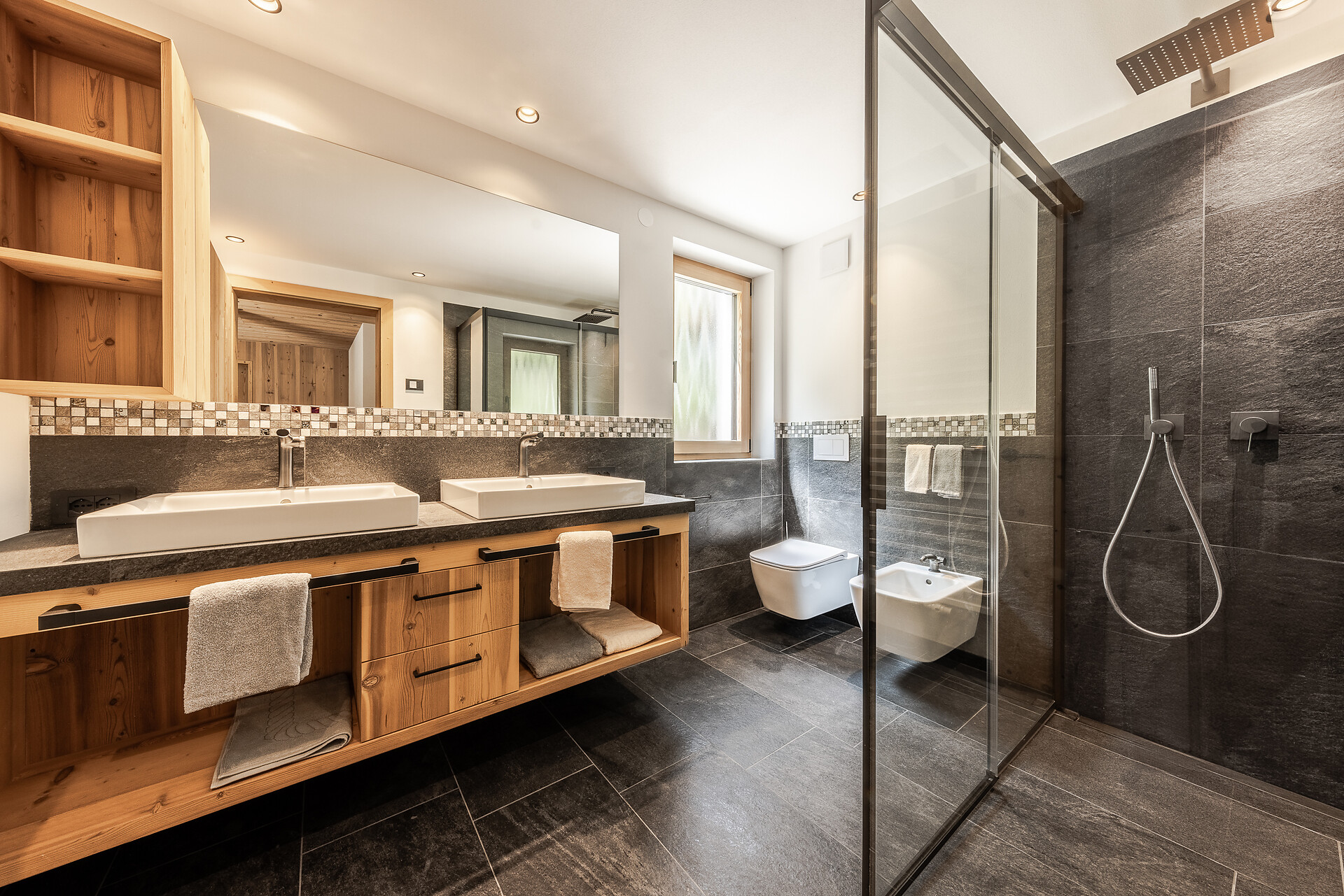 Chalet Rungger - Dolomites Region Kronplatz/Plan de Corones - #2 - suedtirol.info