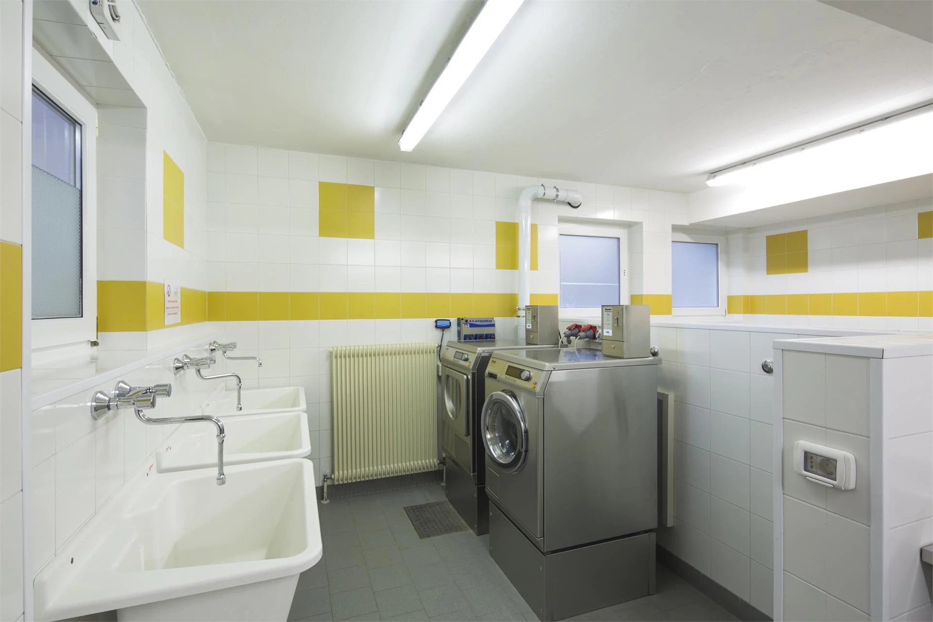 Camping Colfosco-Corvara  ALMI Srl Corvara 14 suedtirol.info