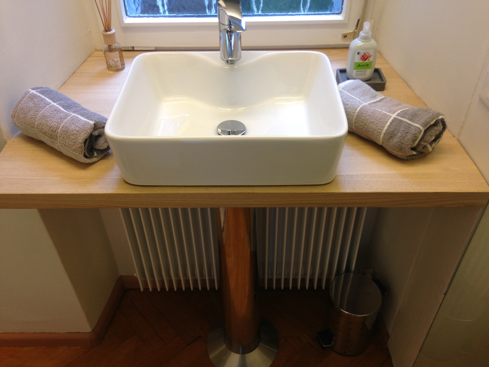 Bathroom Roen