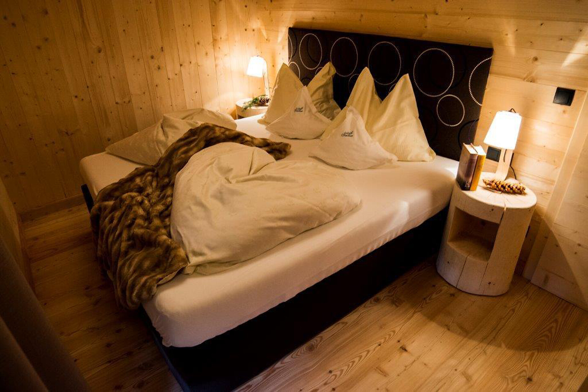 Sleeping room