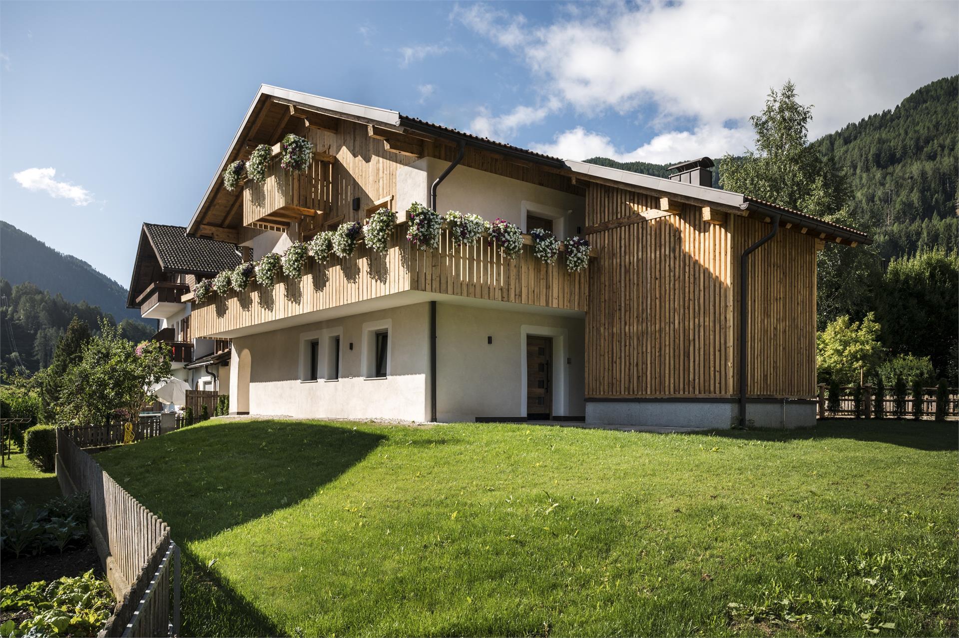 Chalet Dolomit App. St.Lorenzen/San Lorenzo di Sebato 1 suedtirol.info