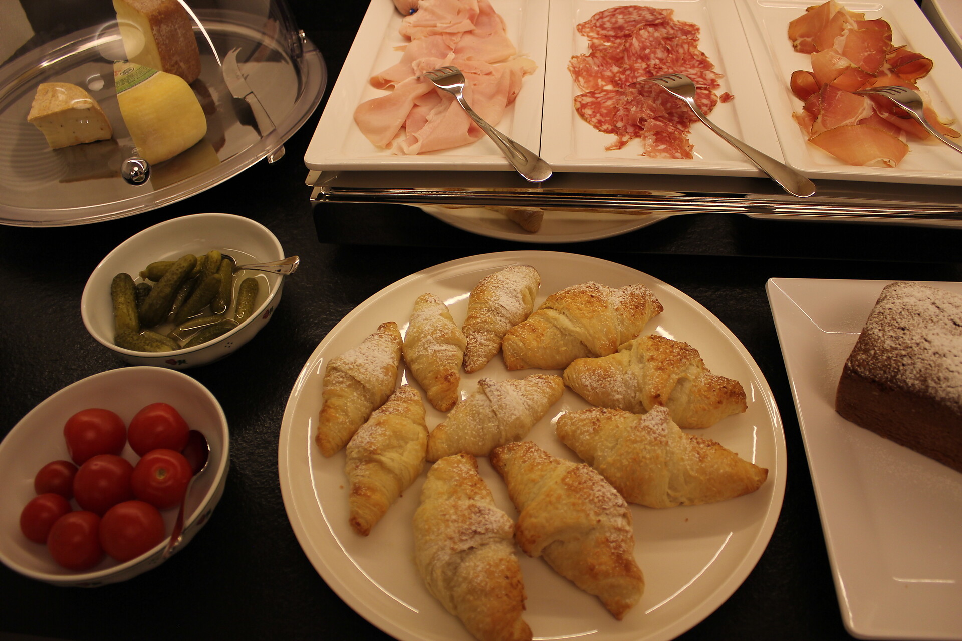 Buffet Breakfast
