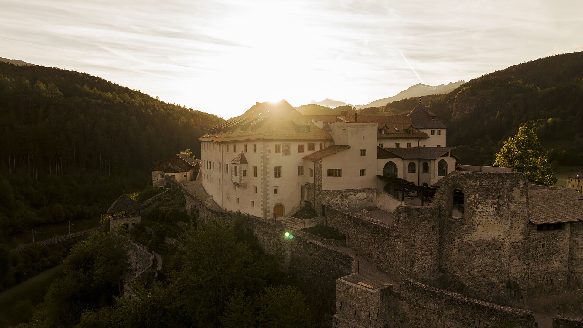 Castel Badia - Hotel Schloss Sonnenburg - Dolomitenregion Kronplatz - #2 - suedtirol.info