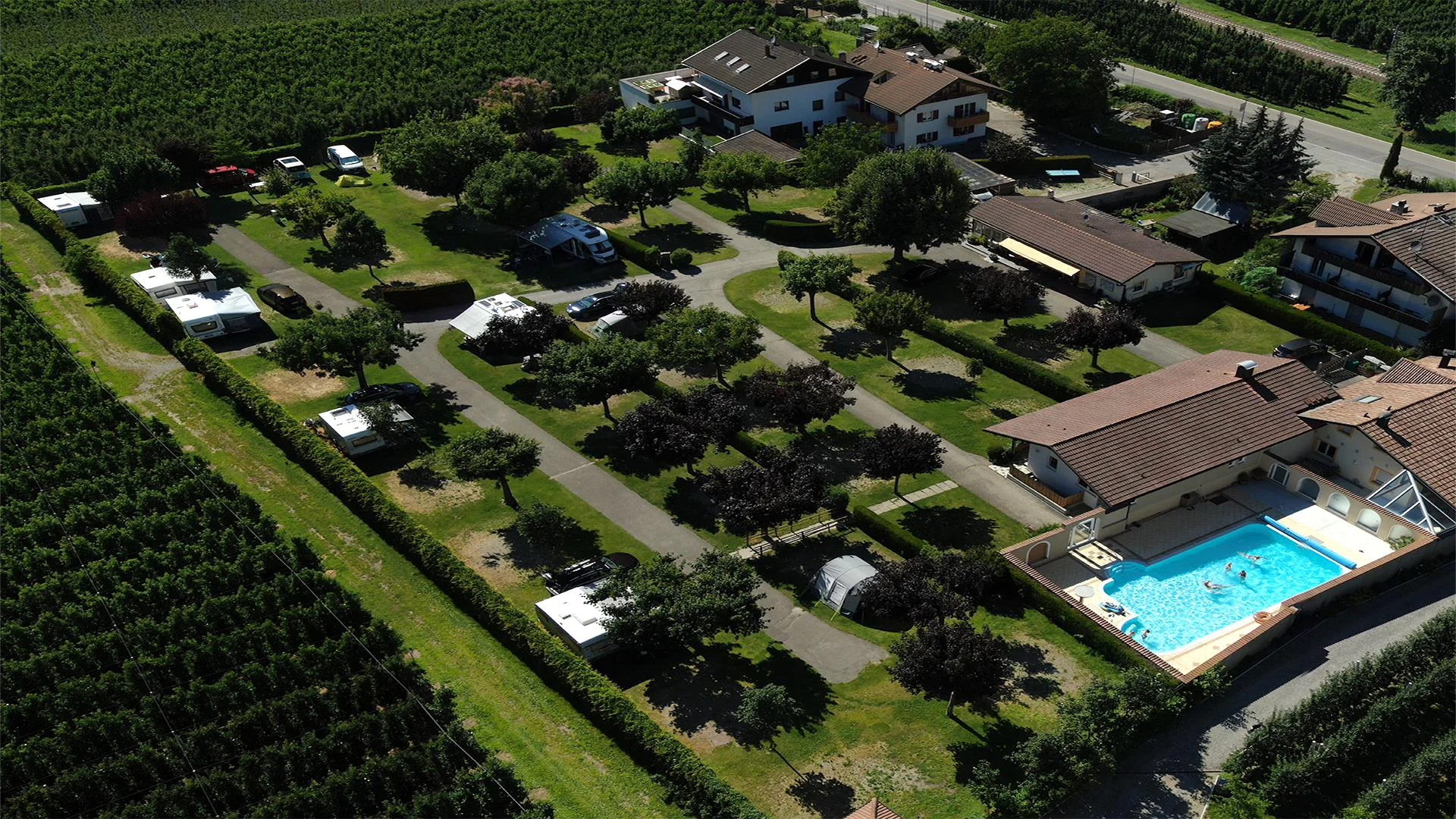 Camping Cevedale Latsch/Laces 1 suedtirol.info